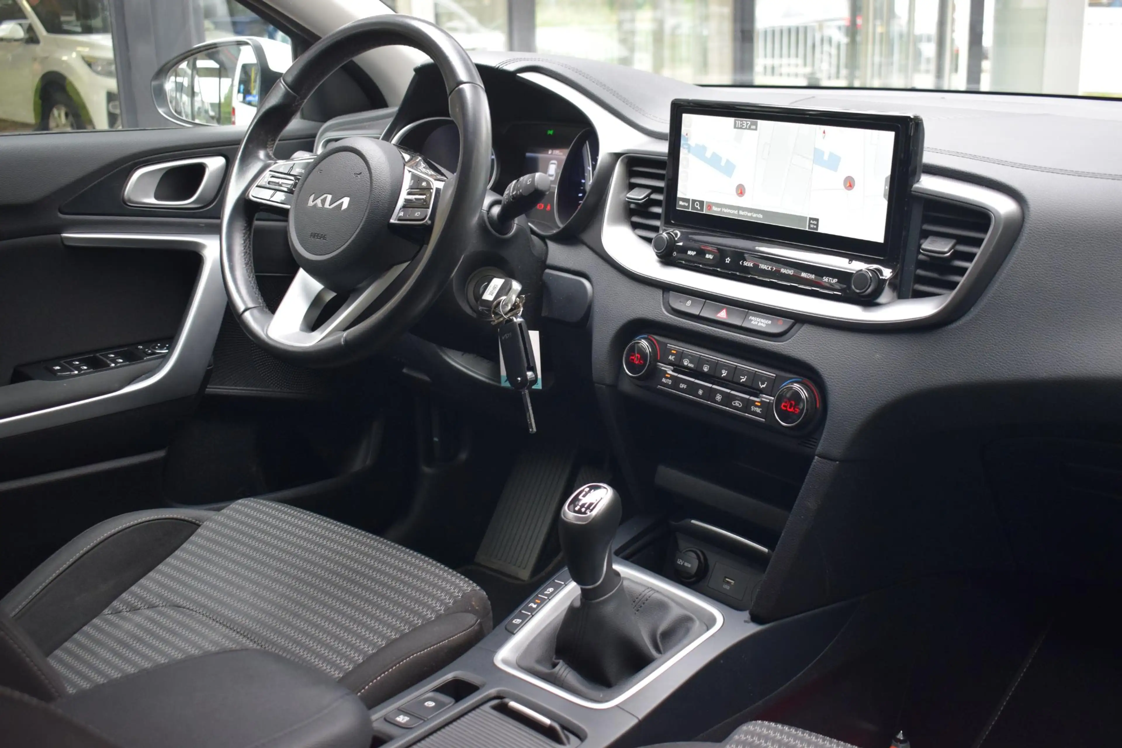 Kia Ceed SW / cee'd SW Sportswagon 1.0 T-GDi DynamicLine — photo 15