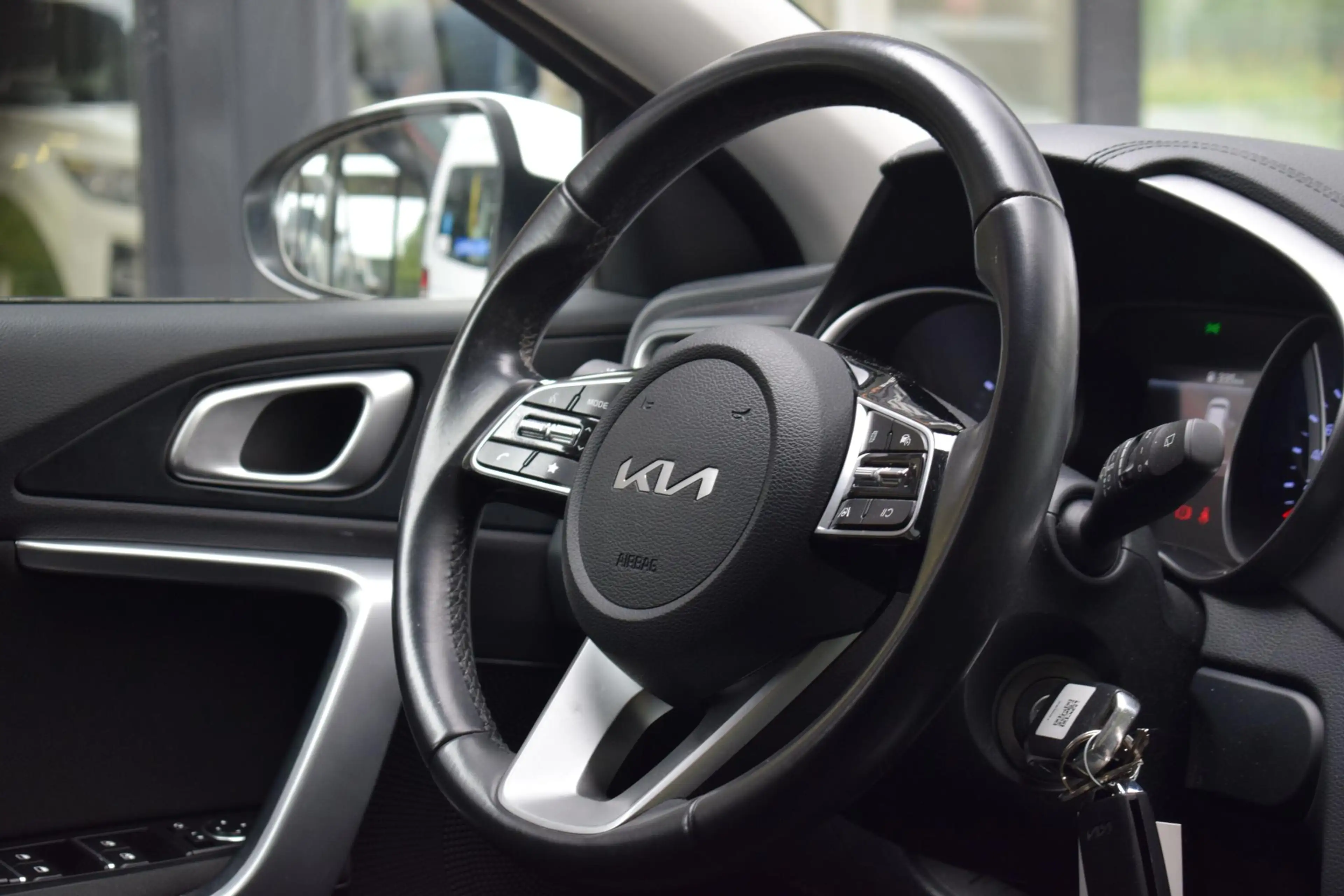 Kia Ceed SW / cee'd SW Sportswagon 1.0 T-GDi DynamicLine — photo 9