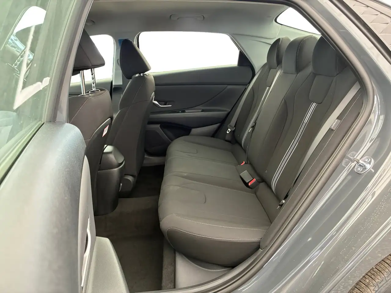 Hyundai ELANTRA снимка Hyundai ELANTRA
