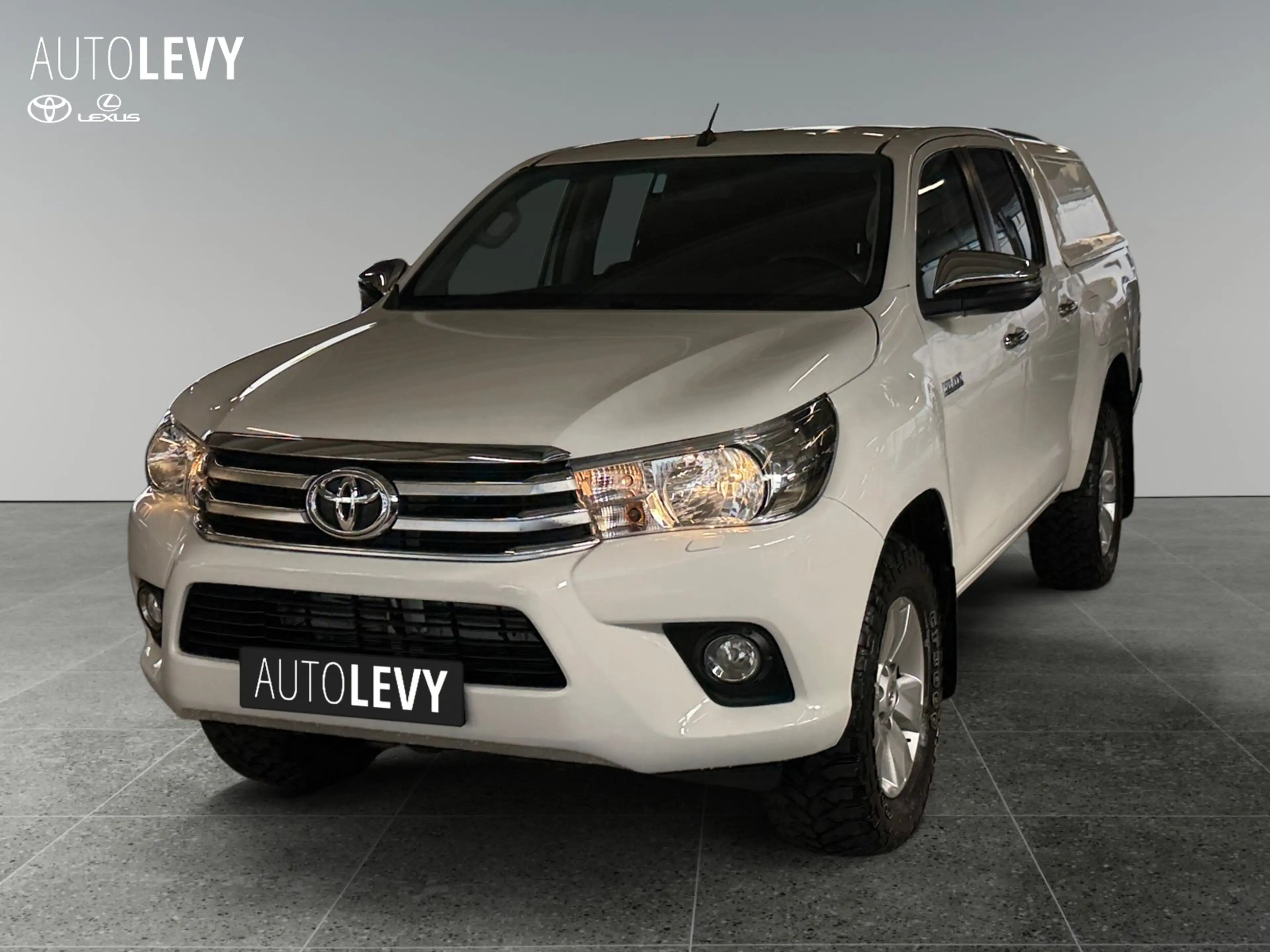 Toyota Hilux 2.4 D 4x4 DoubleCap Hardtop +AHK+Kamera+ — photo 2