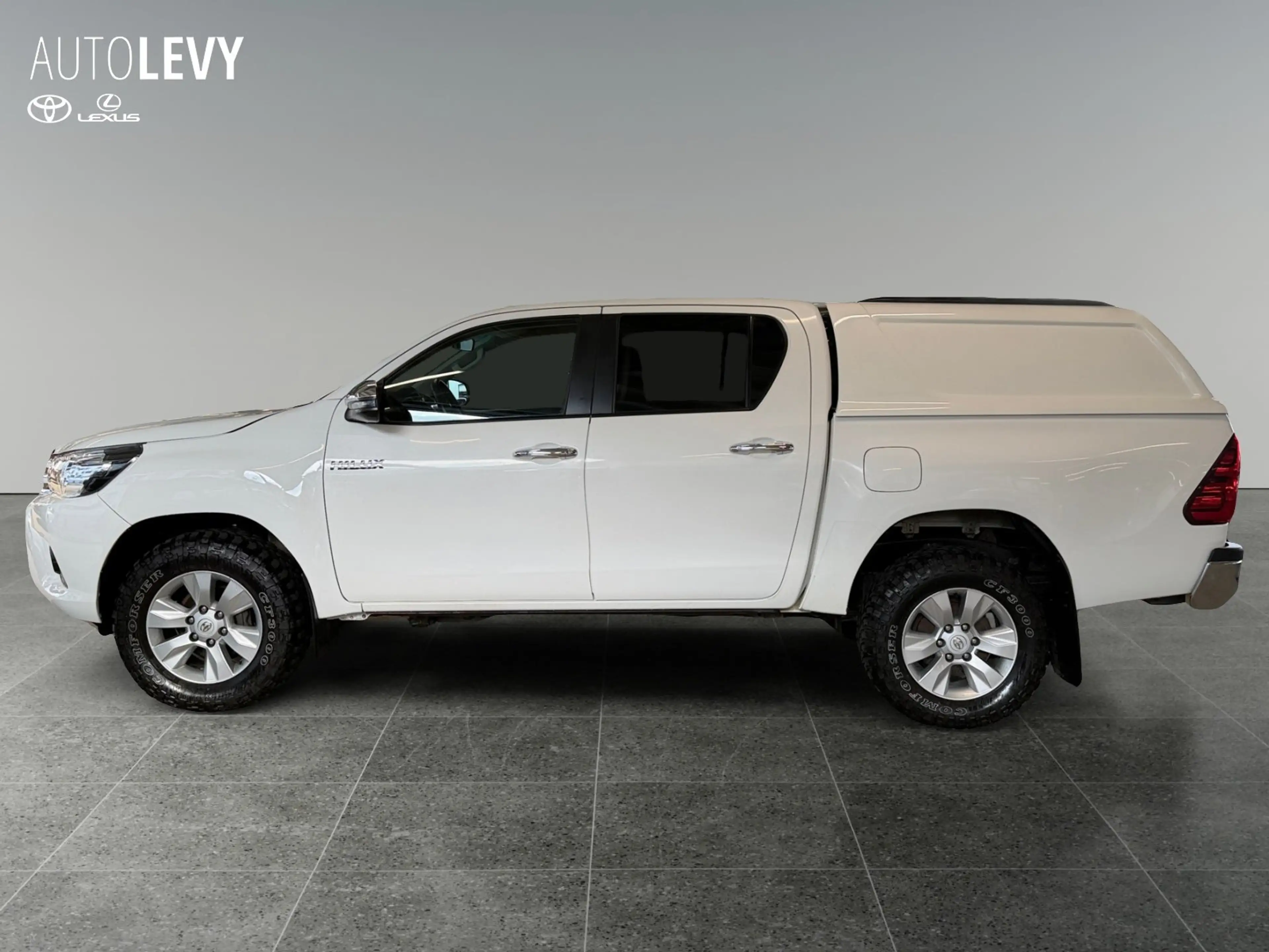 Toyota Hilux 2.4 D 4x4 DoubleCap Hardtop +AHK+Kamera+ — photo 3