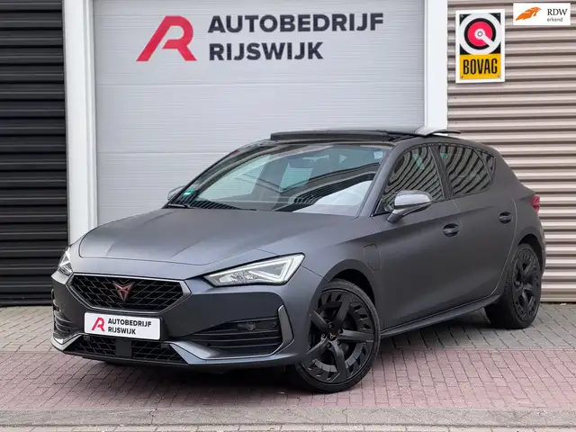 CUPRA Leon Sportstourer 1.4 e-Hybrid VZ Pano/Camera/Memory