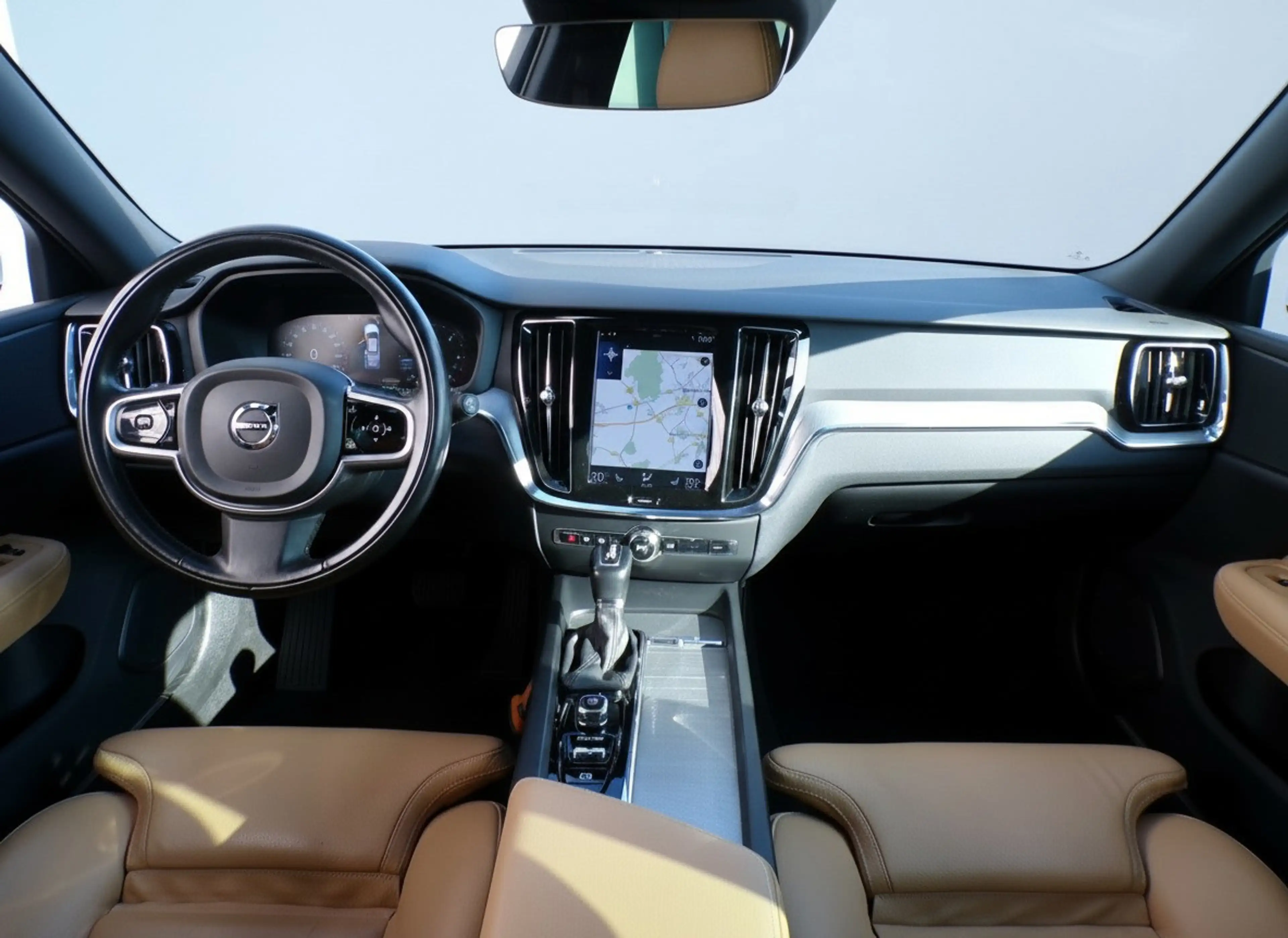 Volvo V60 Cross Country 2.0 D4 AWD Intro Edition|Nav|Cam|ACC — photo 13