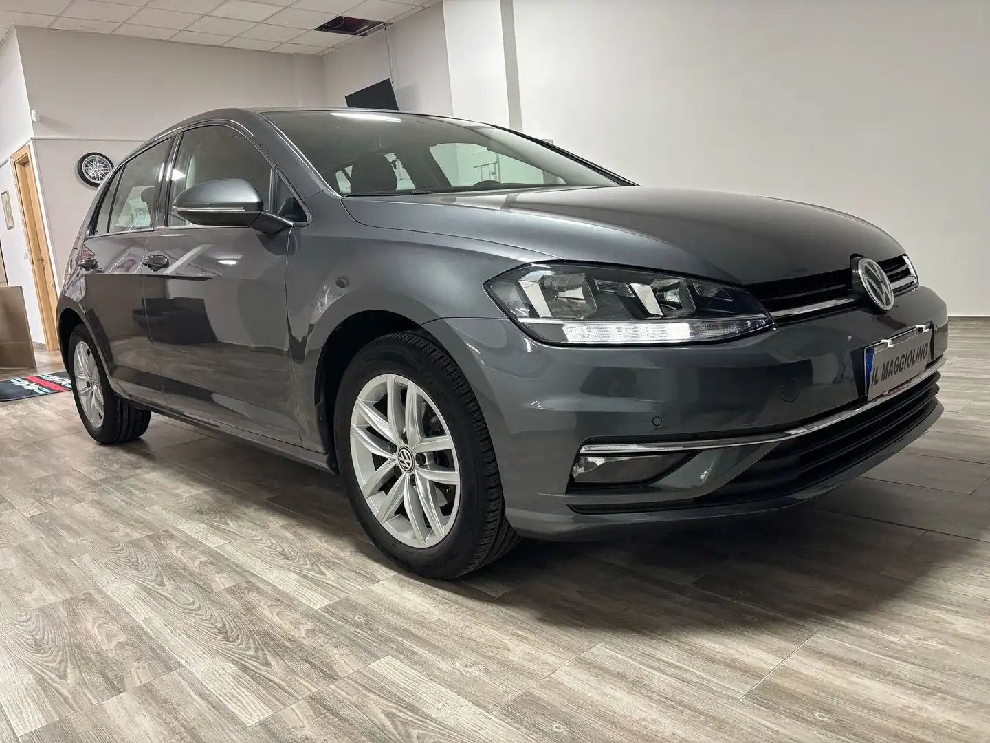Volkswagen Golf Golf 5p 1.6 tdi Business 115cv Grigio - 2