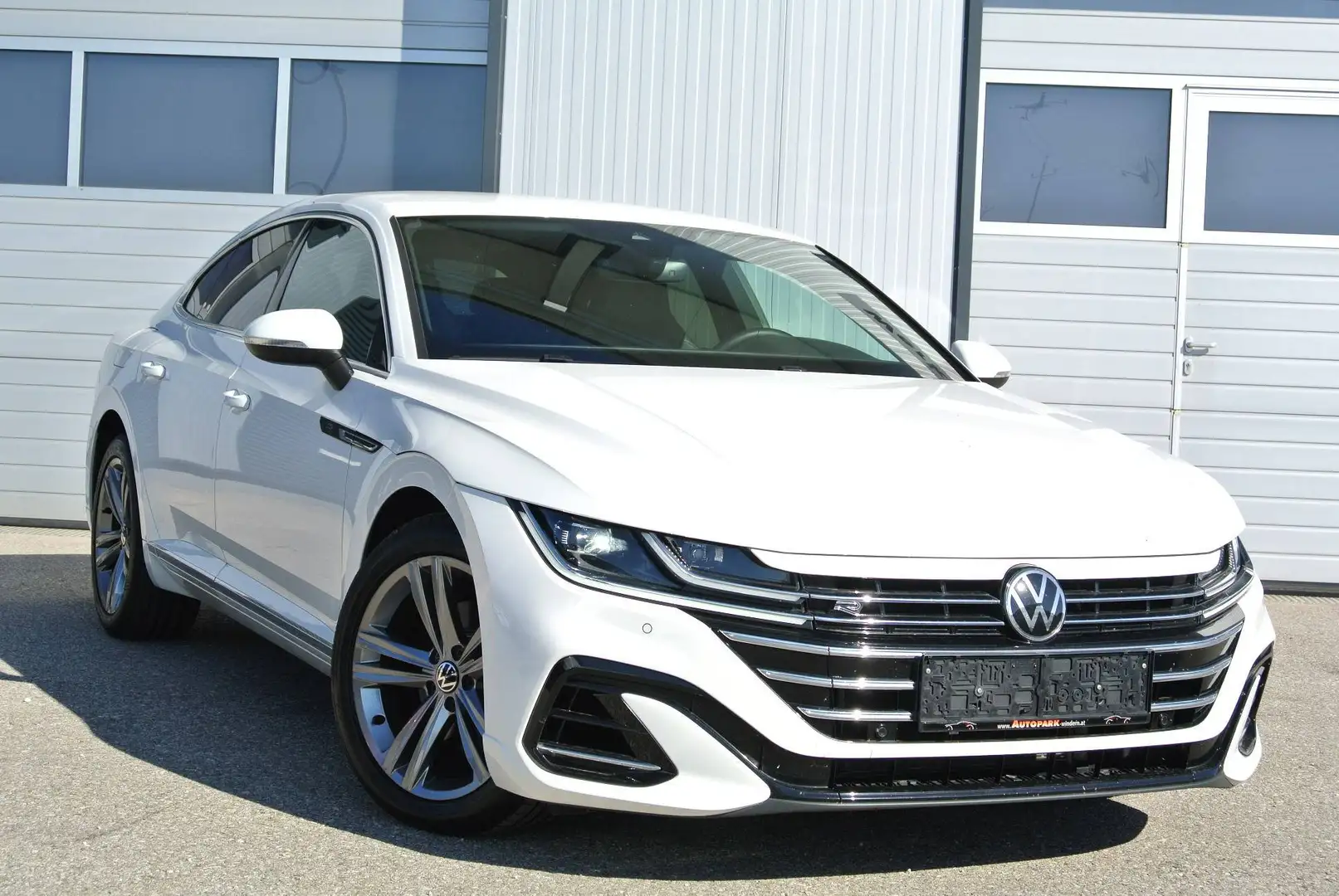 Volkswagen Arteon 2.0 TDI DSG ** R-Line ** LEDER * virt. CP * KAMERA Weiß - 1