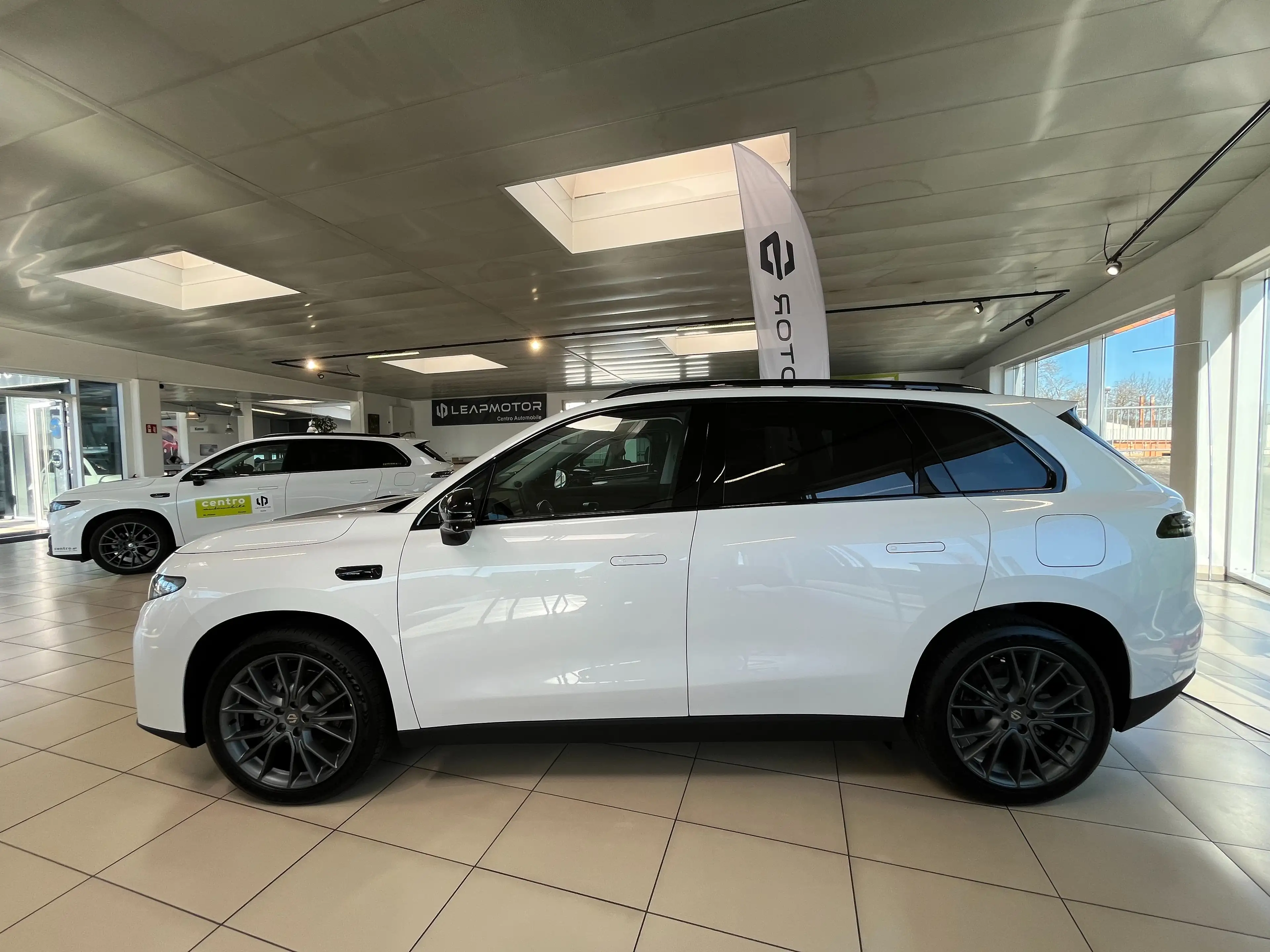 Leapmotor C10 Design - REEV - Range Extender - 950km Reichweite — photo 7