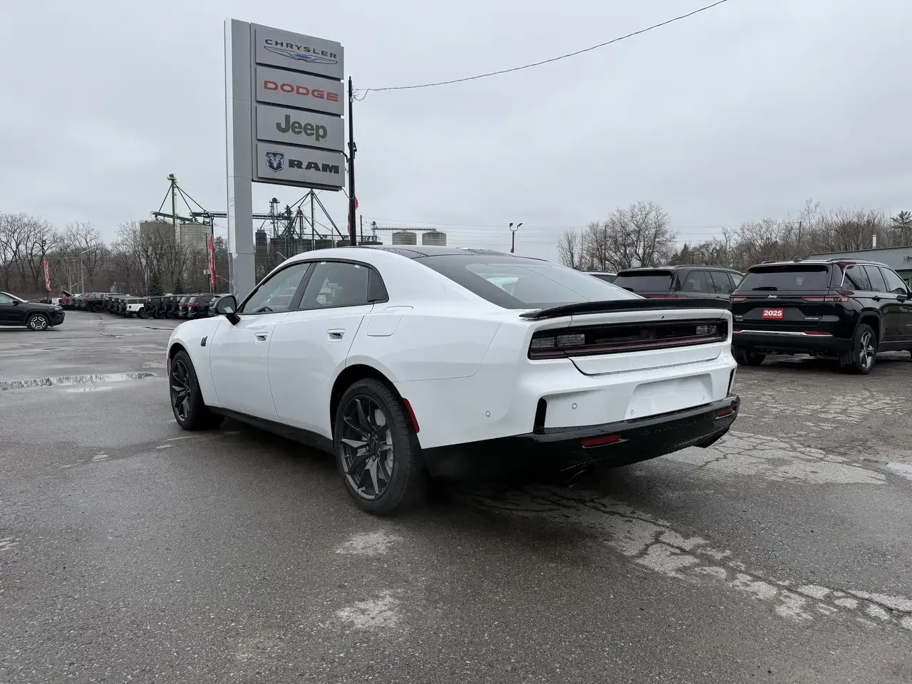 Dodge Charger снимка Dodge Charger