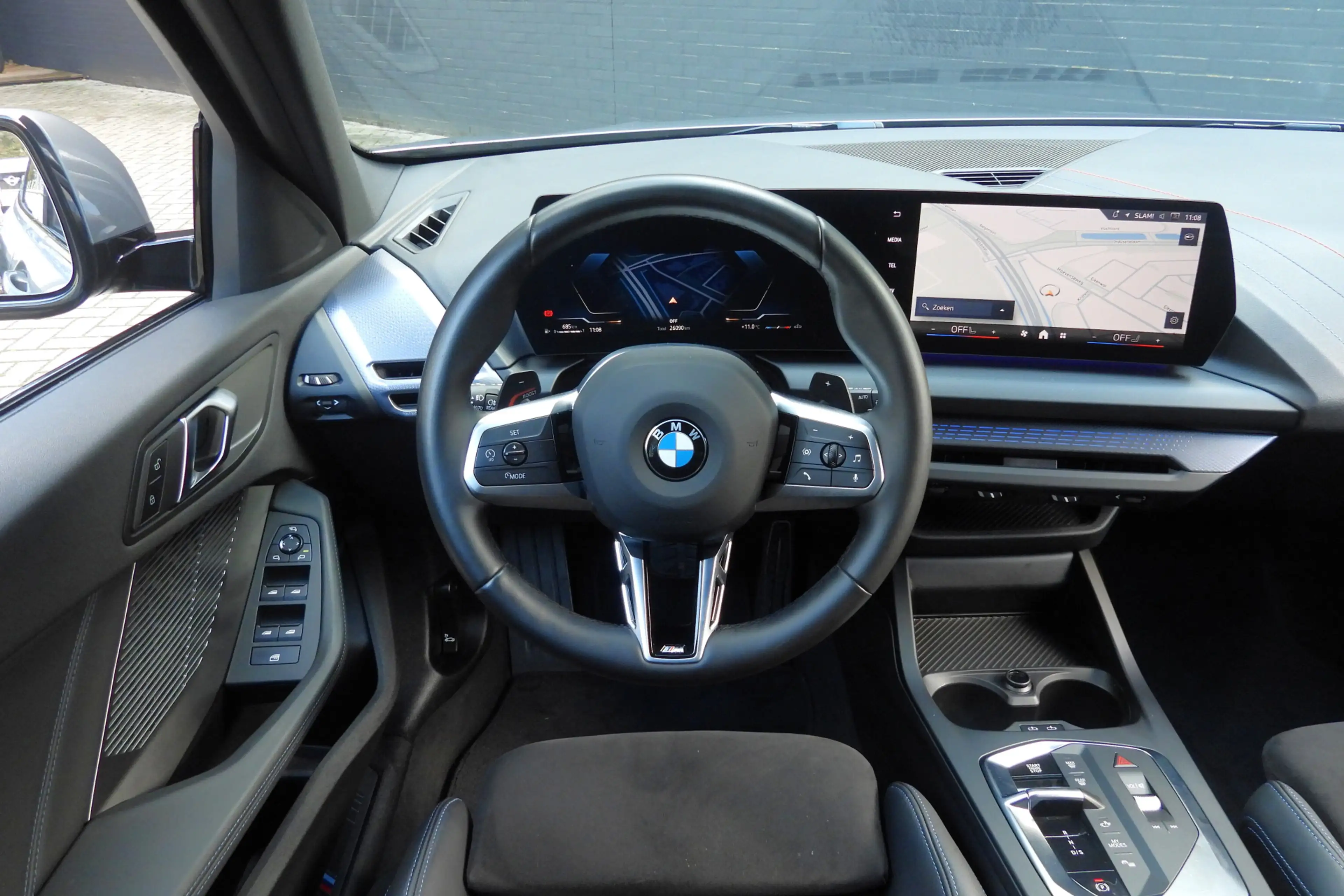 BMW 120 1 Serie M Sport Automaat / Sportstoelen / Achterui — photo 2