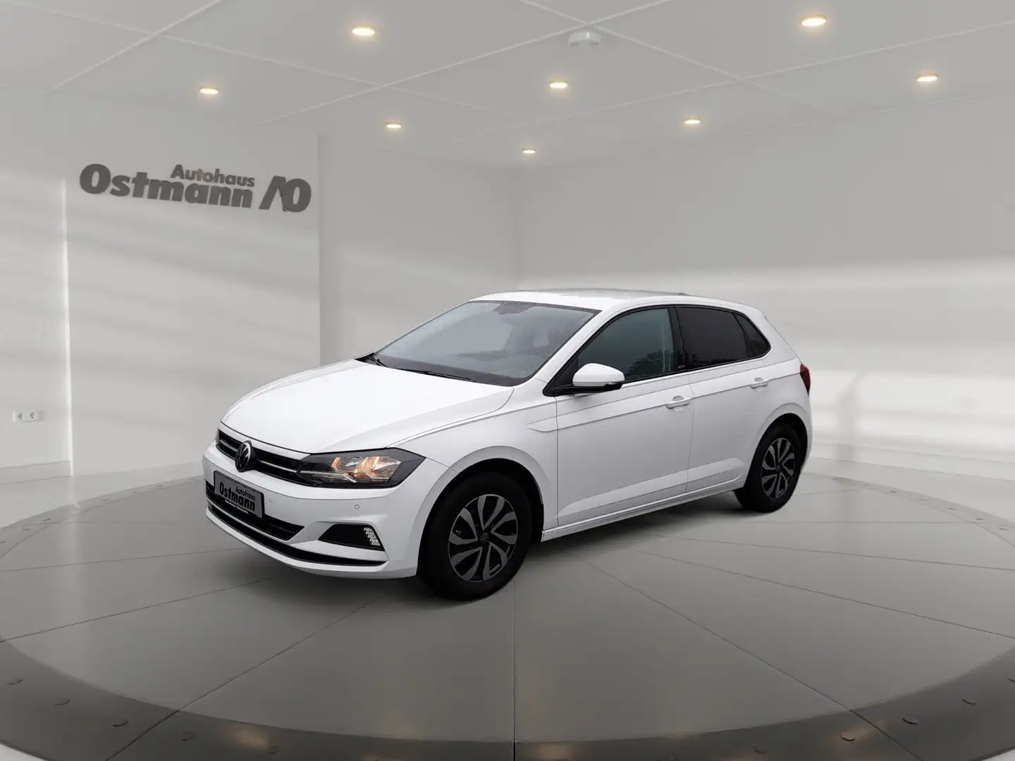 Volkswagen Polo VI 1.0 Active PDC SHZ 2kLima Weiß - 1