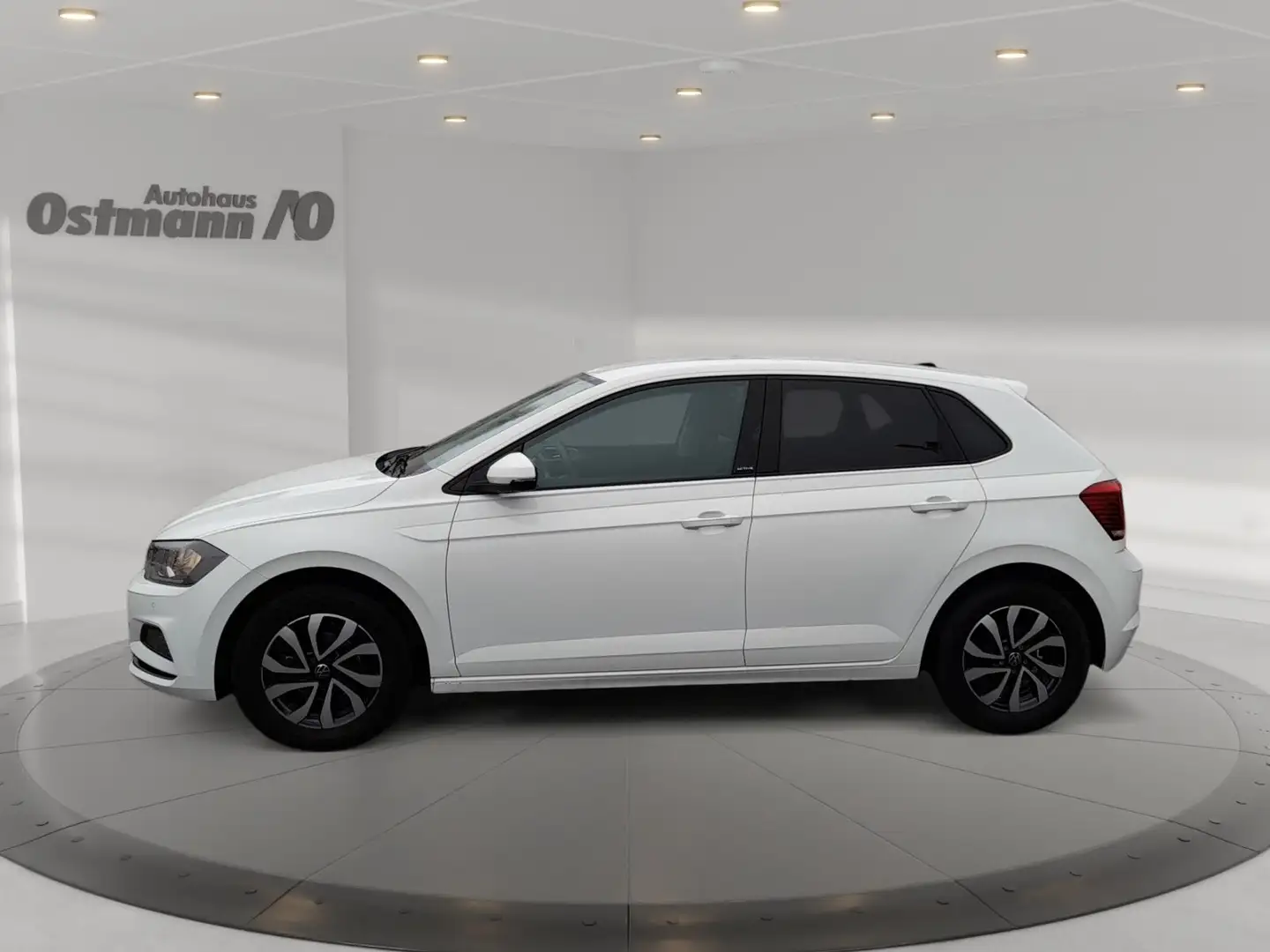 Volkswagen Polo VI 1.0 Active PDC SHZ 2kLima Weiß - 2
