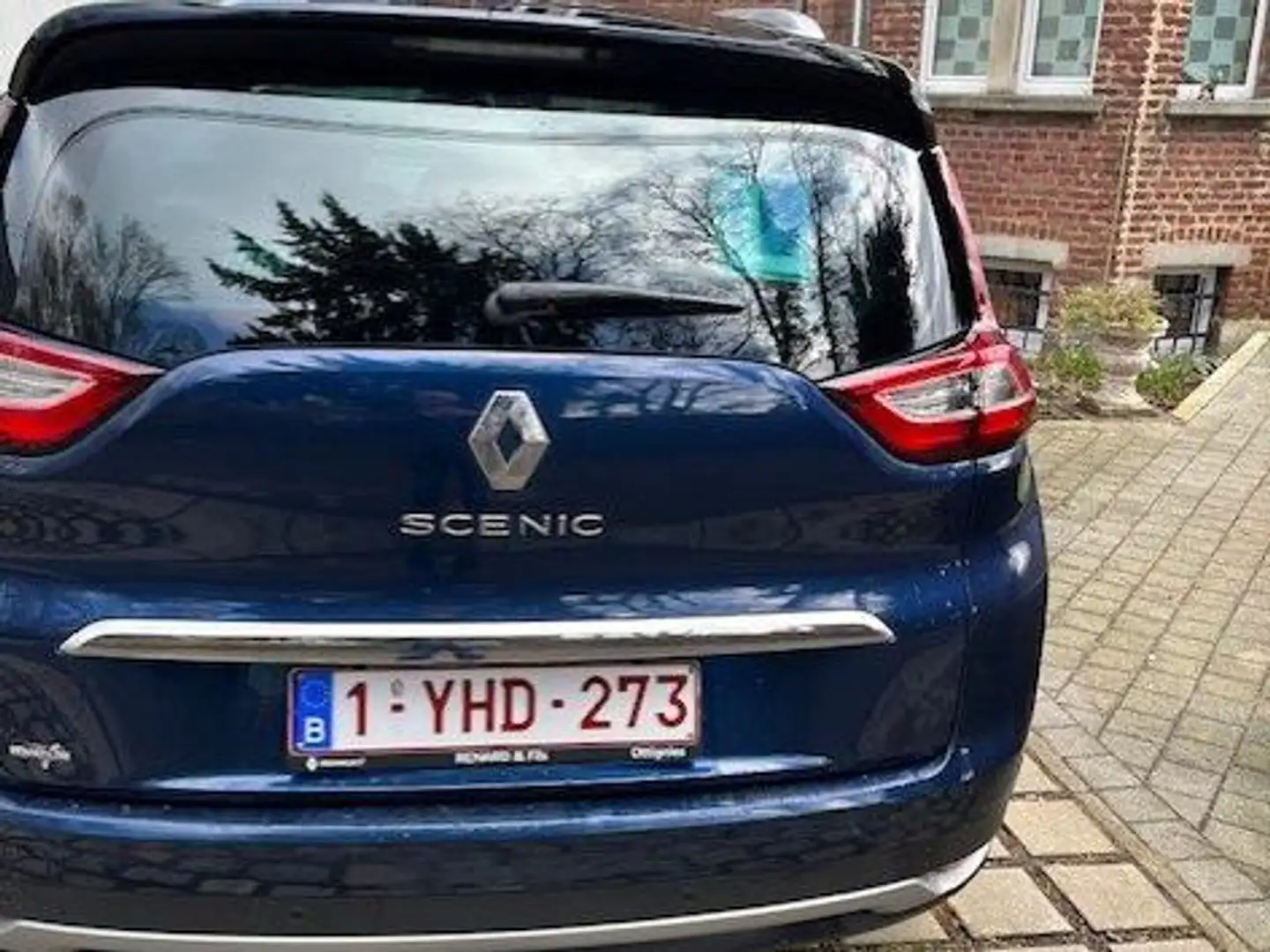 Renault Grand Scenic Grand Scénic 1.7 Blue dCi Initiale Paris EDC ) Bleu - 1
