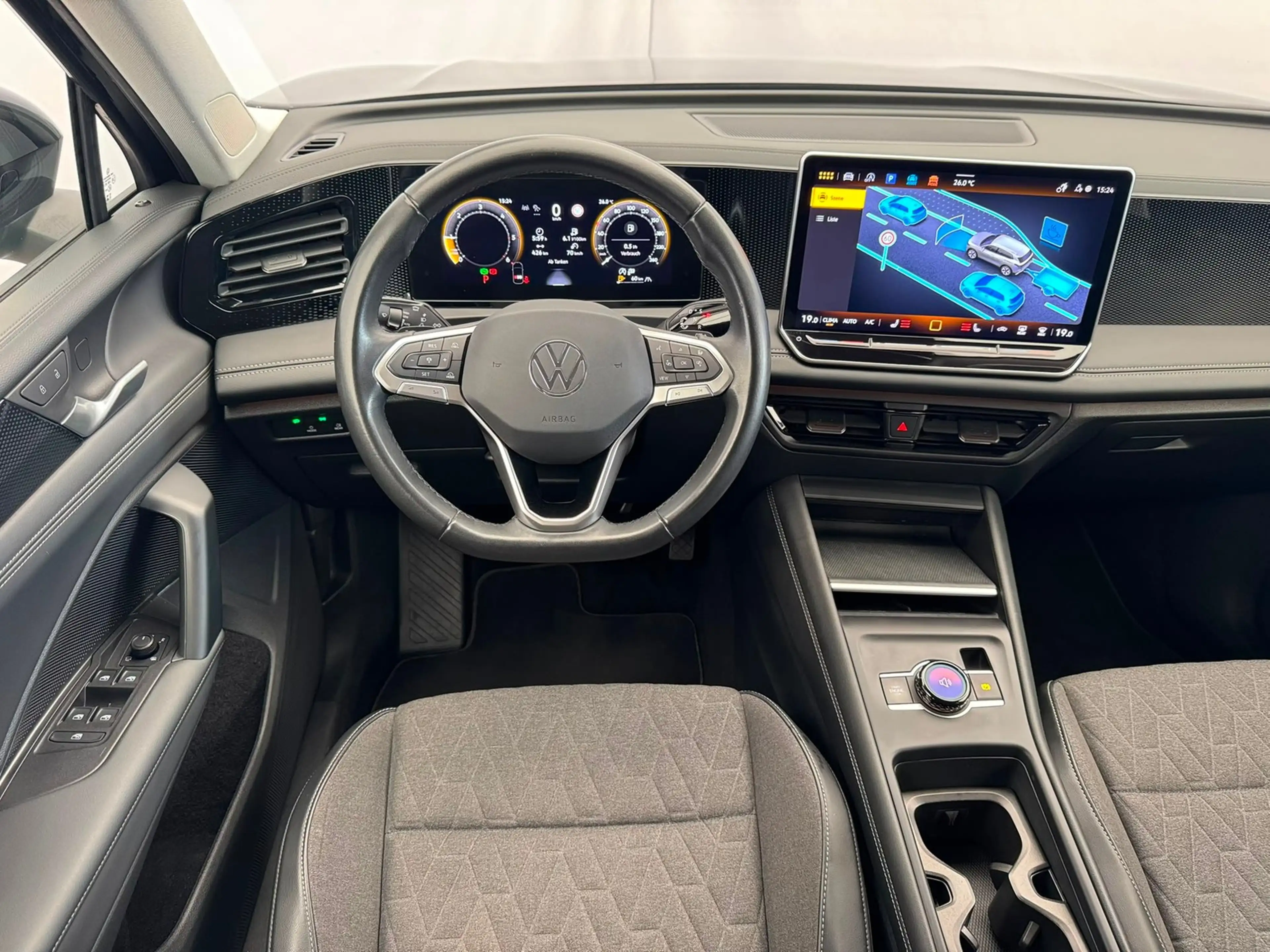 Volkswagen Tiguan Life 2.0 TDI DSG+AHK+RFK+ACC+NAVI+LED — photo 12