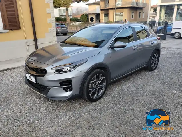 Kia XCeed 1.0 t-gdi Urban 120cv