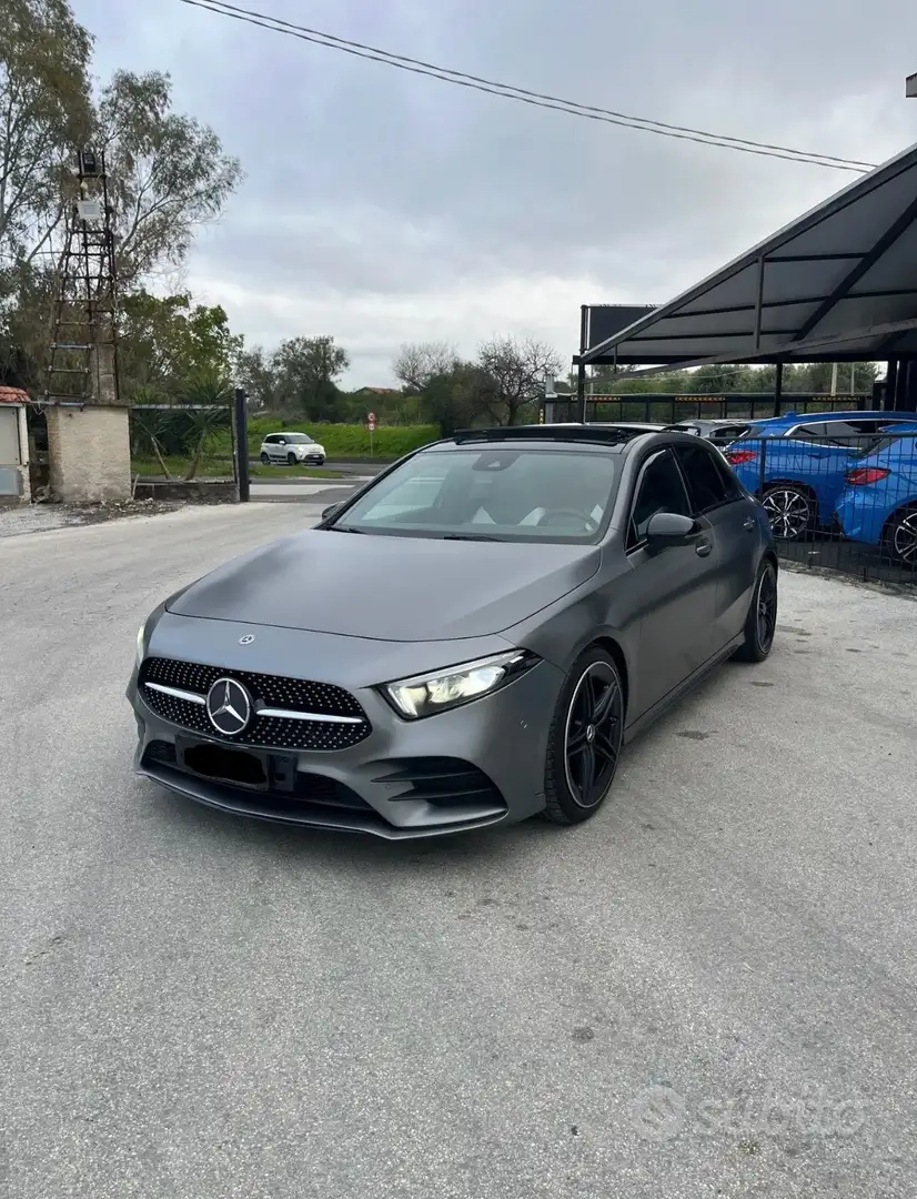 Mercedes-Benz A 200 d Premium auto Grigio - 1