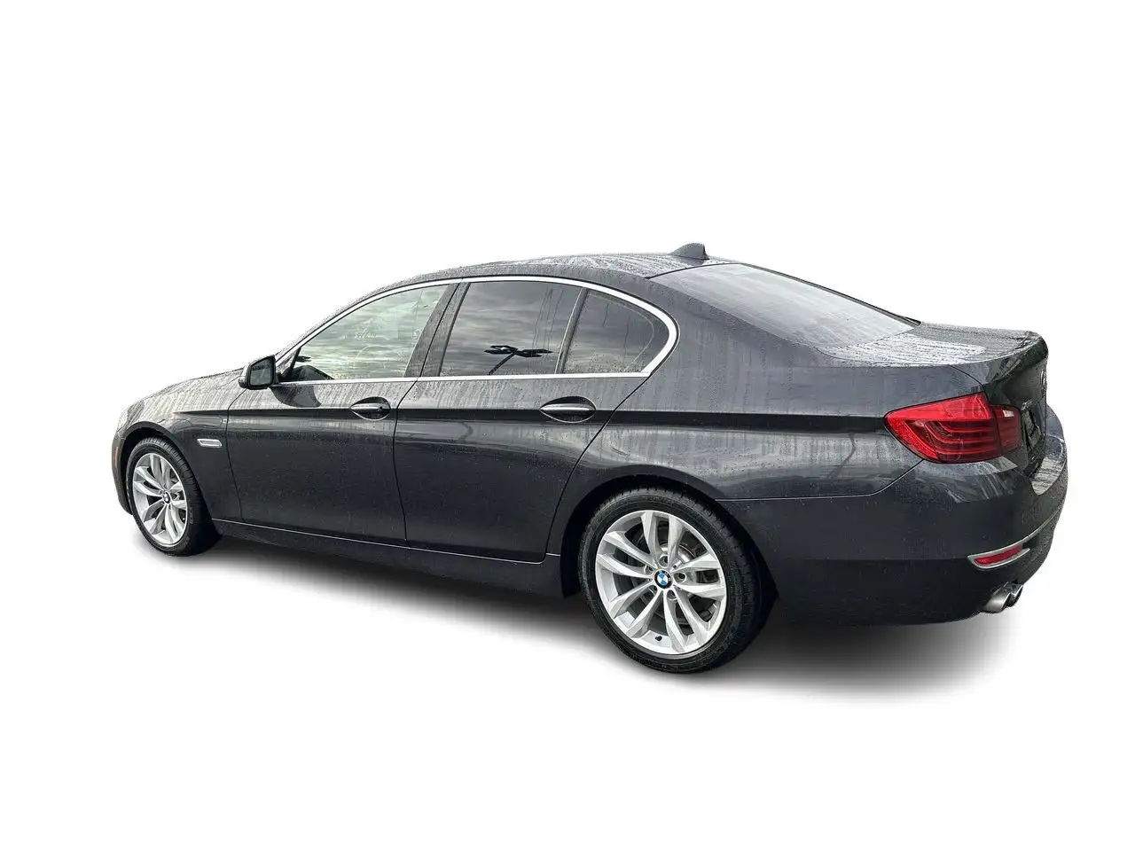 BMW 5 Series снимка BMW 5 Series