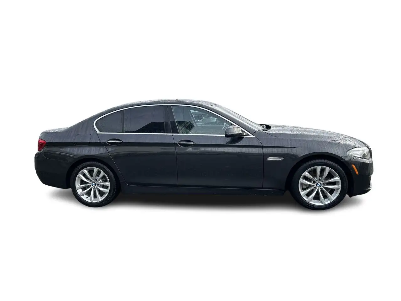 BMW 5 Series снимка BMW 5 Series