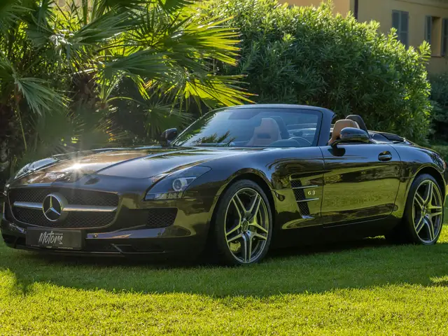Mercedes-Benz SLS SLS AMG Roadster A