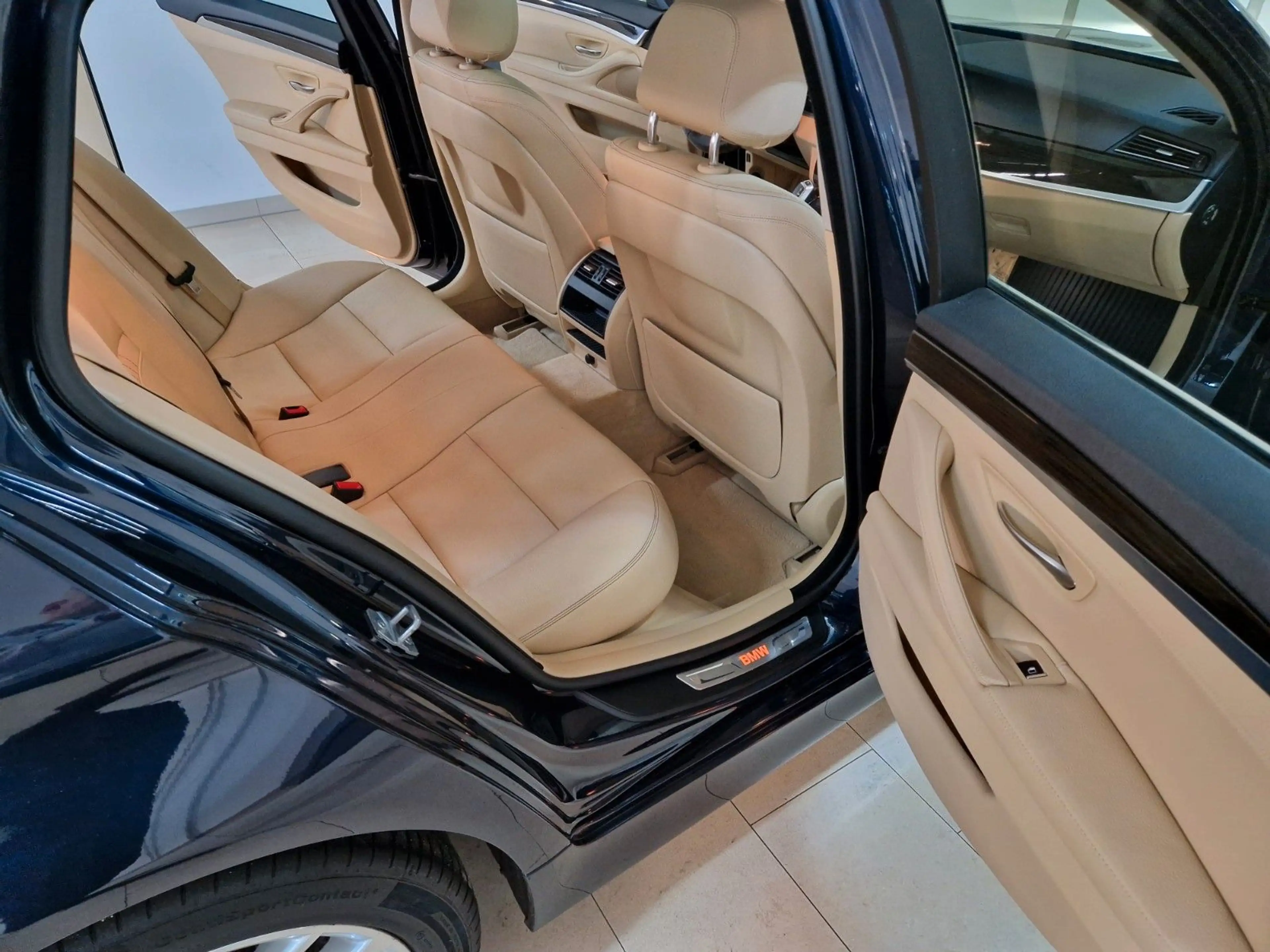 BMW 528 i xDrive Touring/Automatik/Standheizung — photo 14