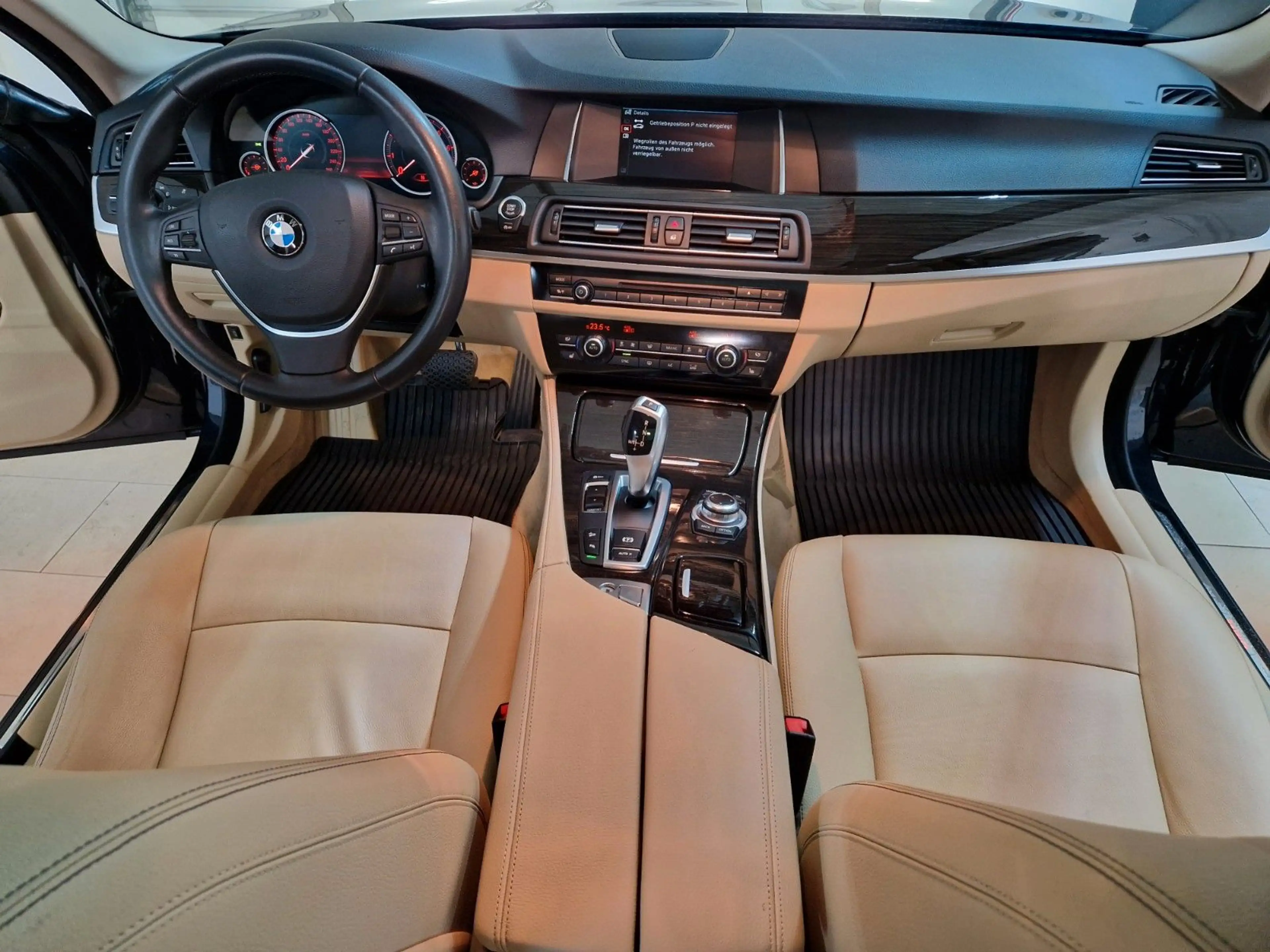 BMW 528 i xDrive Touring/Automatik/Standheizung — photo 12