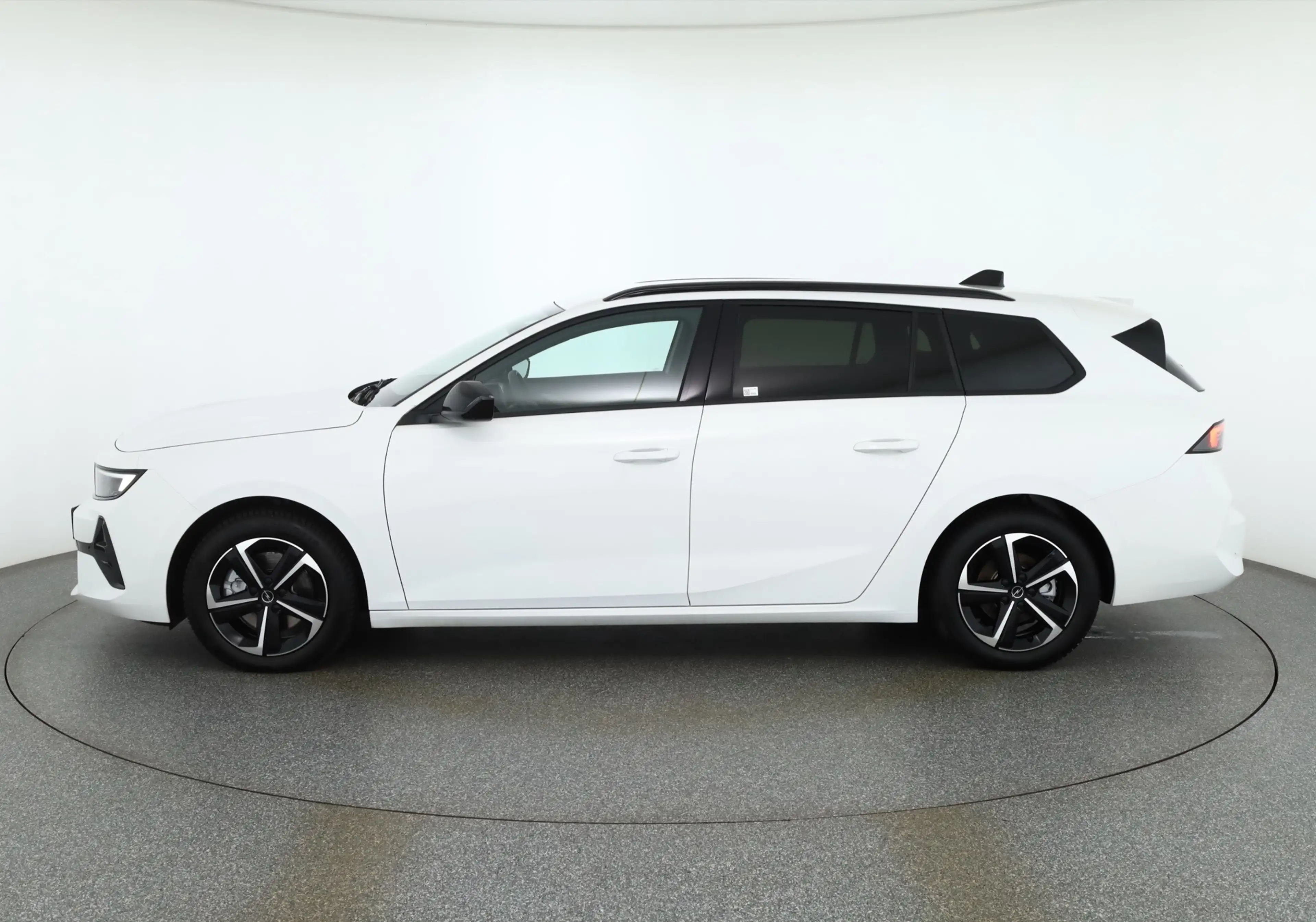 Opel Astra ST GS 1.2 Turbo LED ACC Navi AHK — photo 2