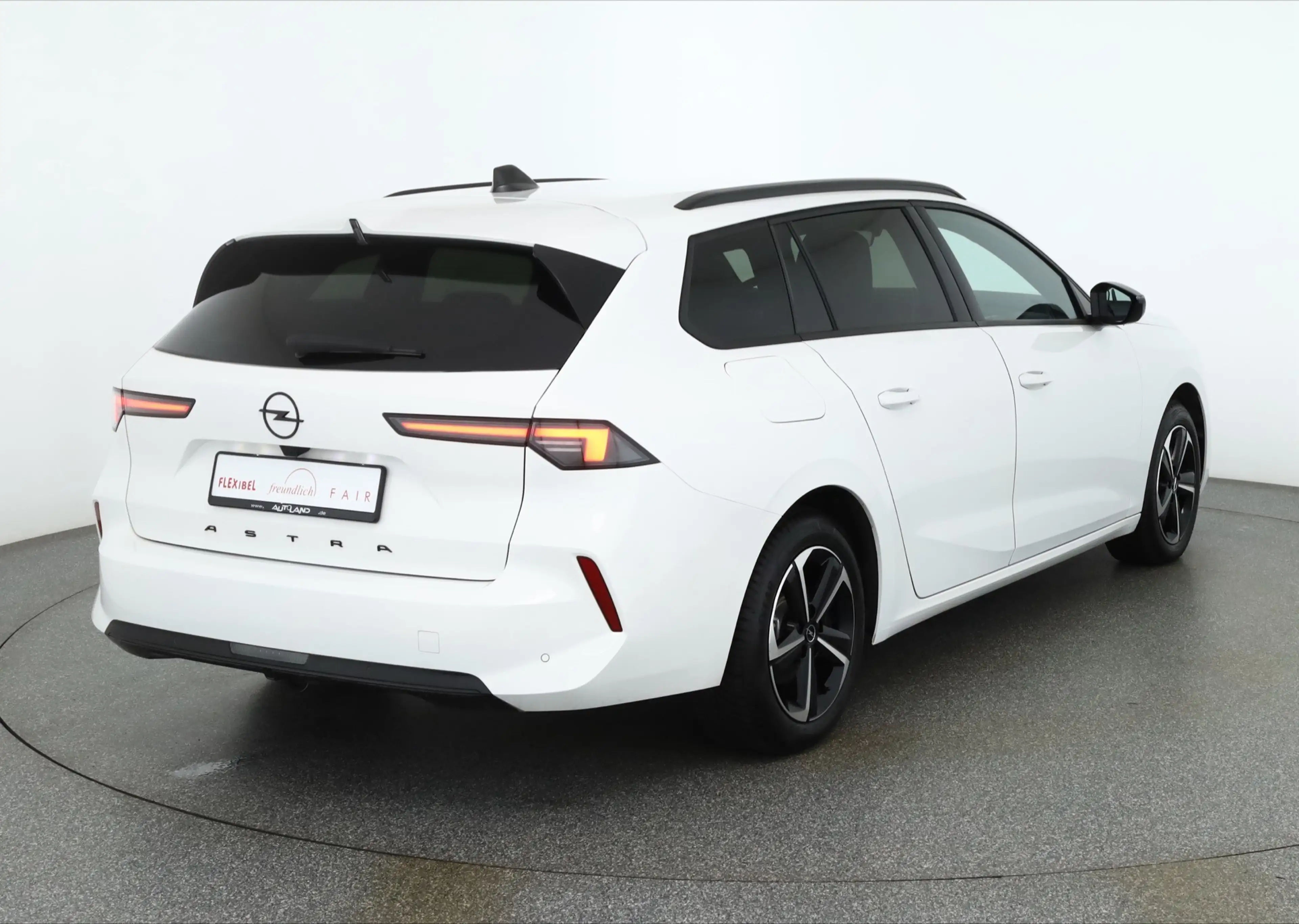 Opel Astra ST GS 1.2 Turbo LED ACC Navi AHK — photo 5