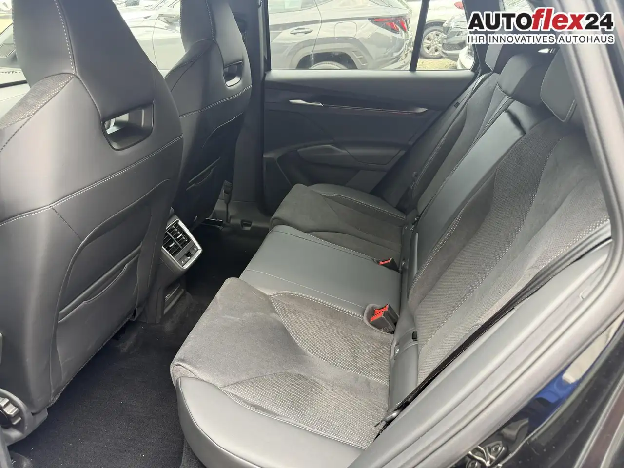 Skoda Elroq Sportline 60 204 PS Android Auto*Navi*SHZ v/h*K..., миниатюра 6