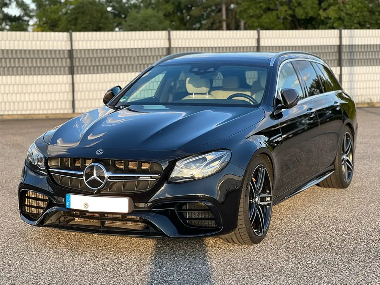 Mercedes-Benz E 63 AMG