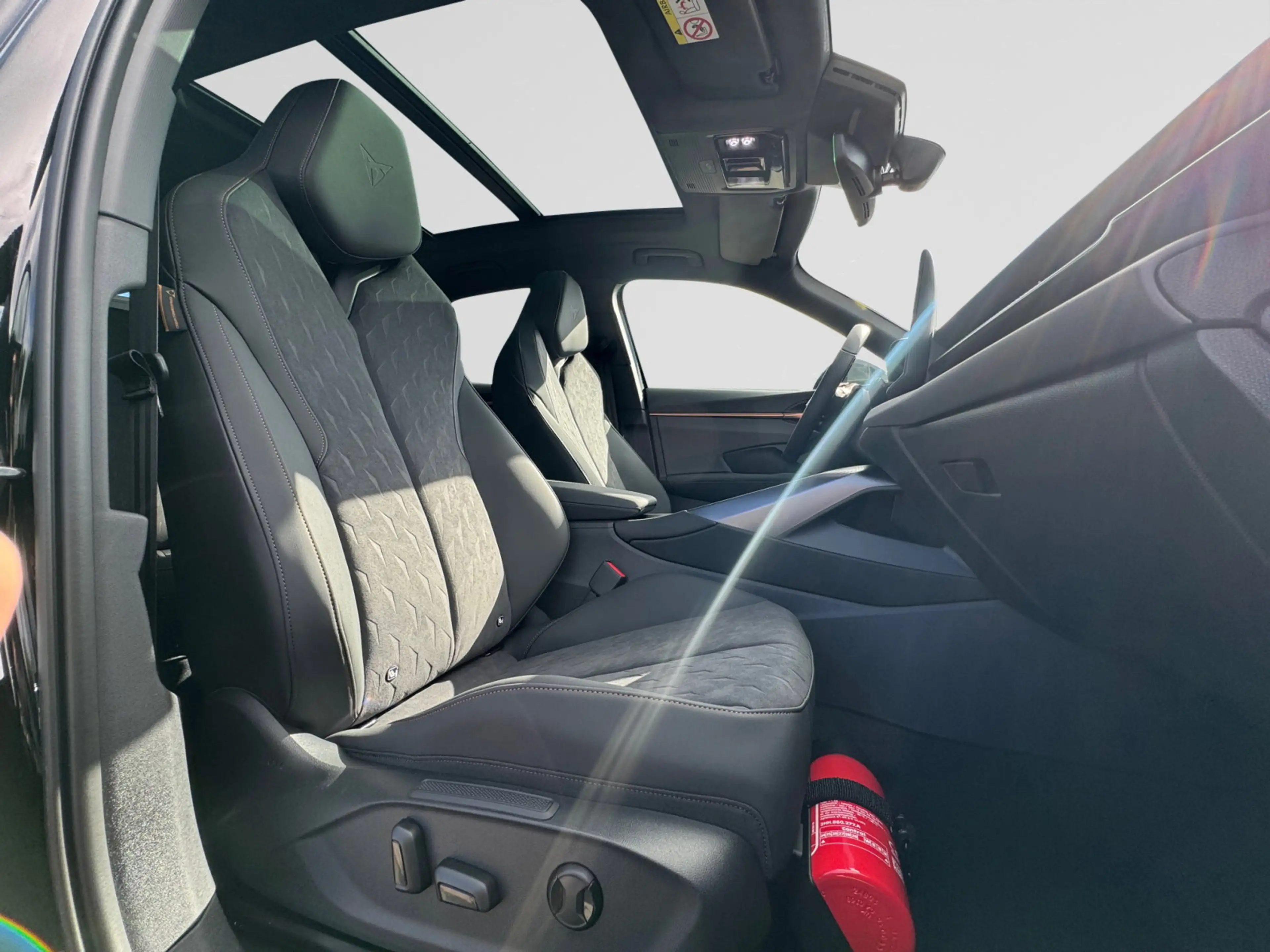 CUPRA Terramar Terramar Business 1.5 e-HYBRID 204ch (150kW) DSG 6v Plug-in Hybrid — photo 10