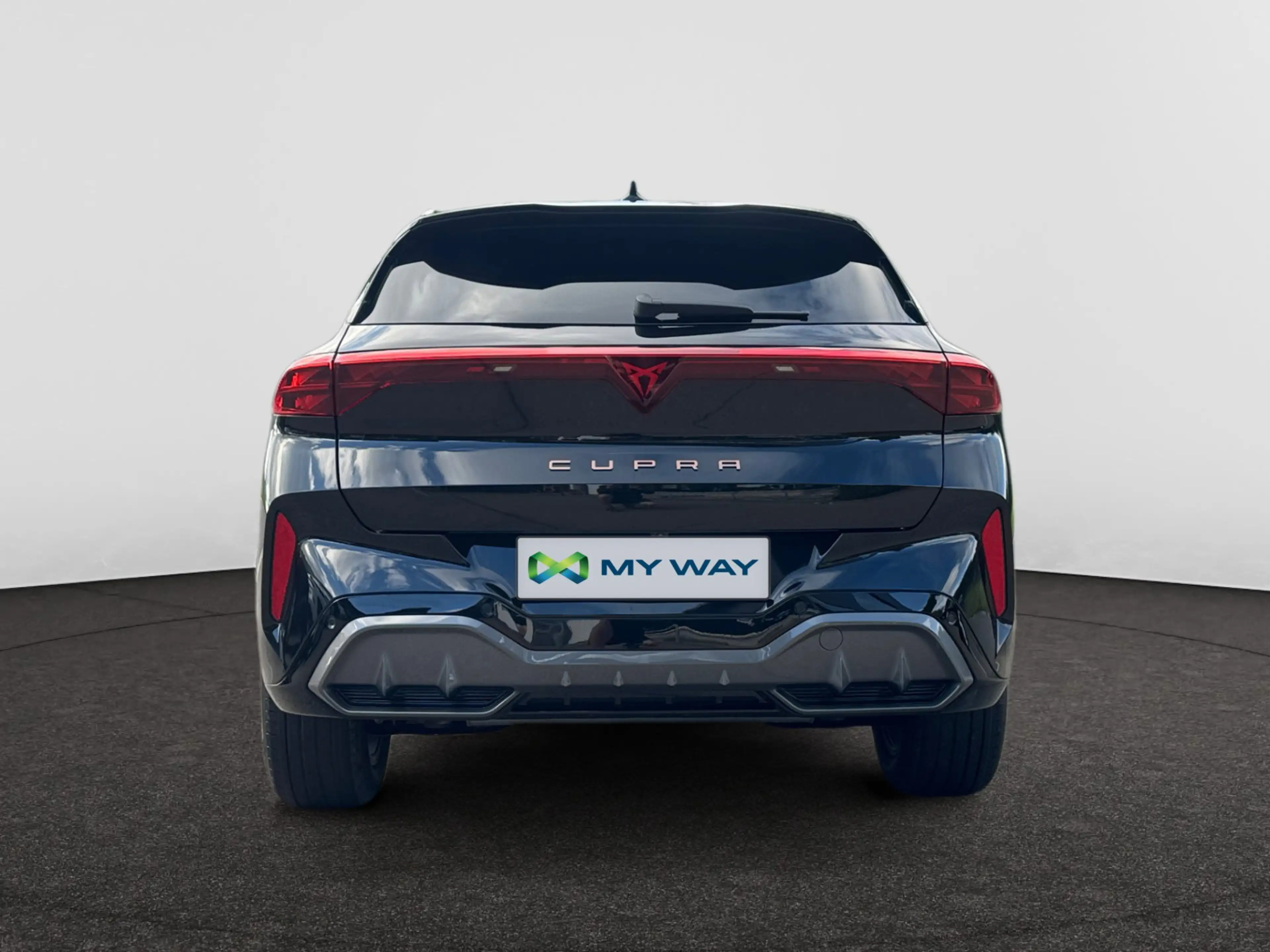 CUPRA Terramar Terramar Business 1.5 e-HYBRID 204ch (150kW) DSG 6v Plug-in Hybrid — photo 4