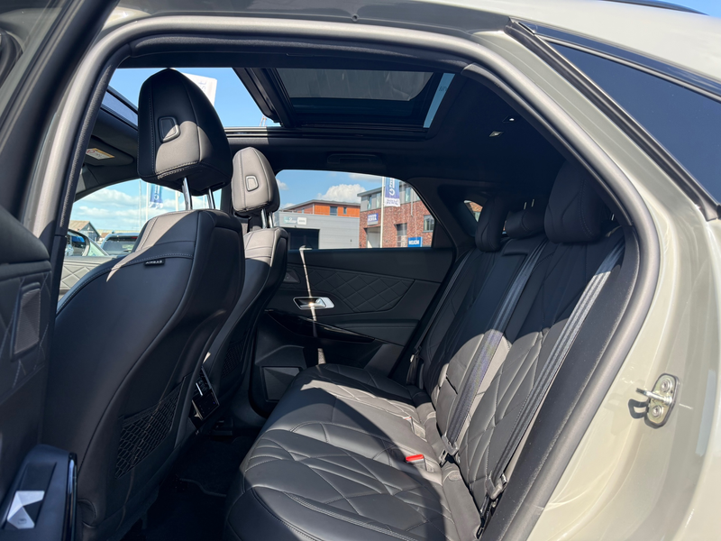 DS Automobiles DS 7 1.6 PHEV 300 4x4 PALLAS HIFI FOCAL SCHUIFDAK PACK — photo 6