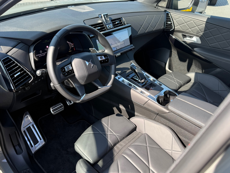 DS Automobiles DS 7 1.6 PHEV 300 4x4 PALLAS HIFI FOCAL SCHUIFDAK PACK — photo 3