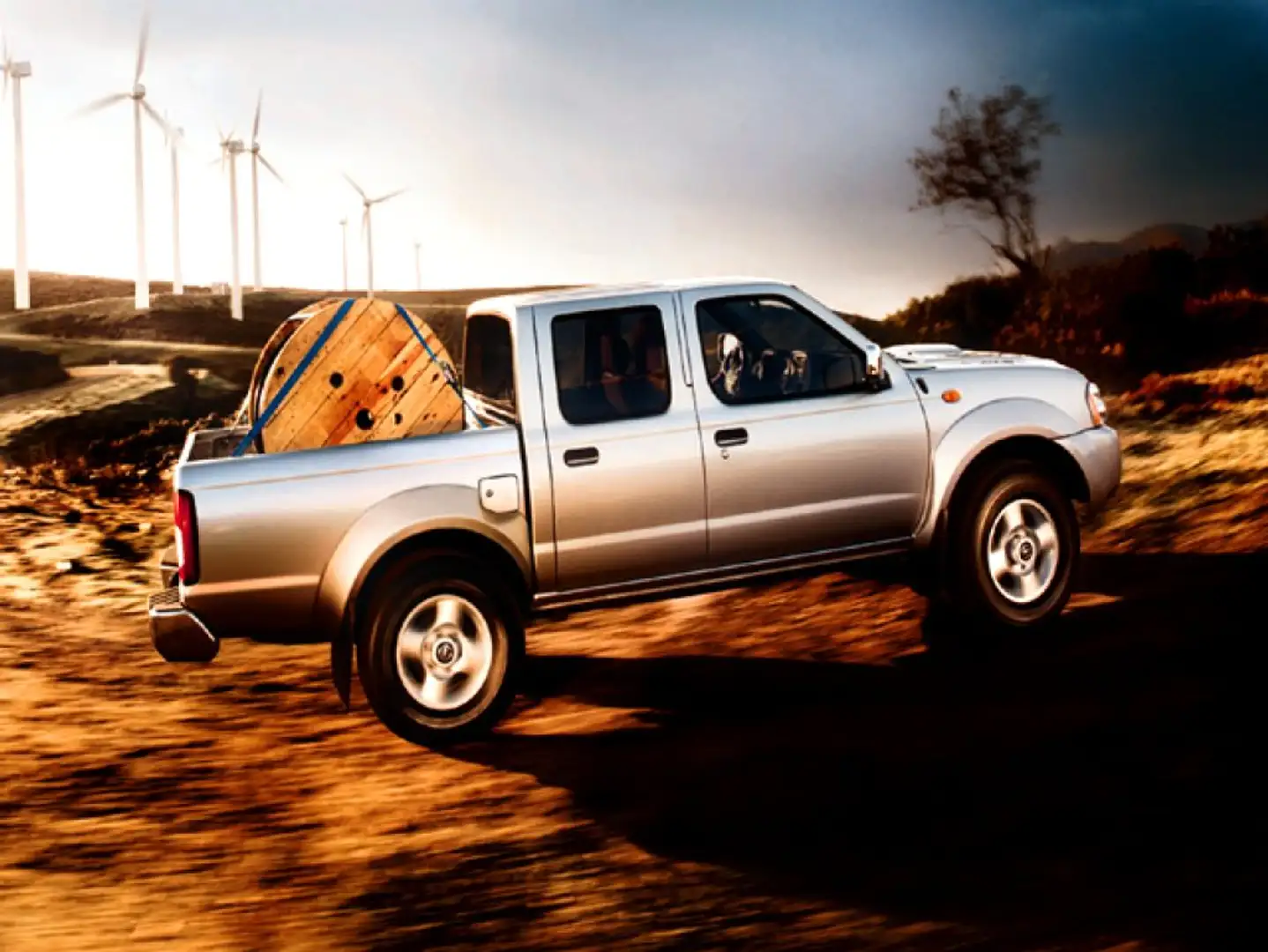 Nissan NP300 2.5 D 4p. Double Cab Efficient Grigio - 1