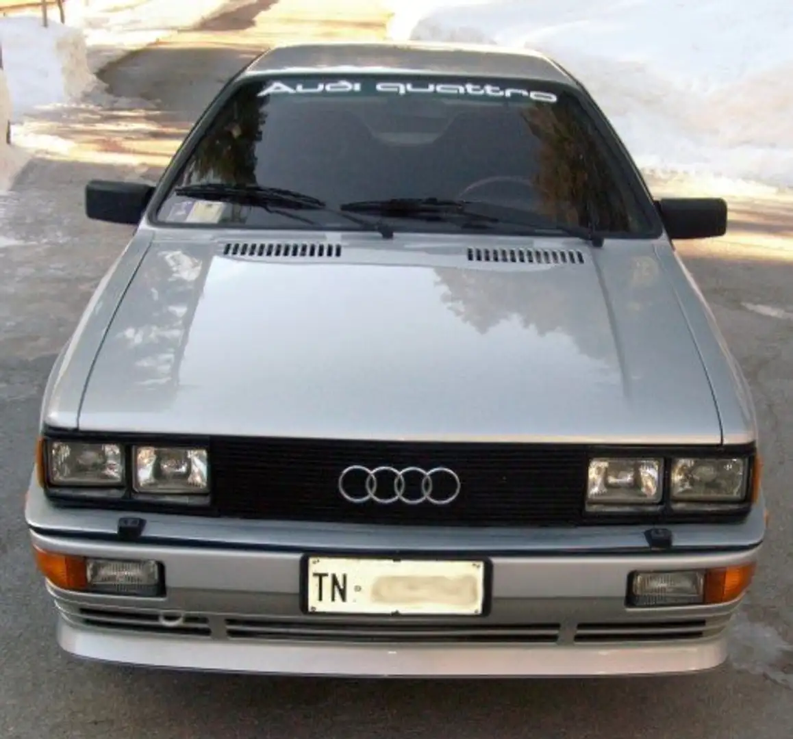 Audi QUATTRO srebrna - 2