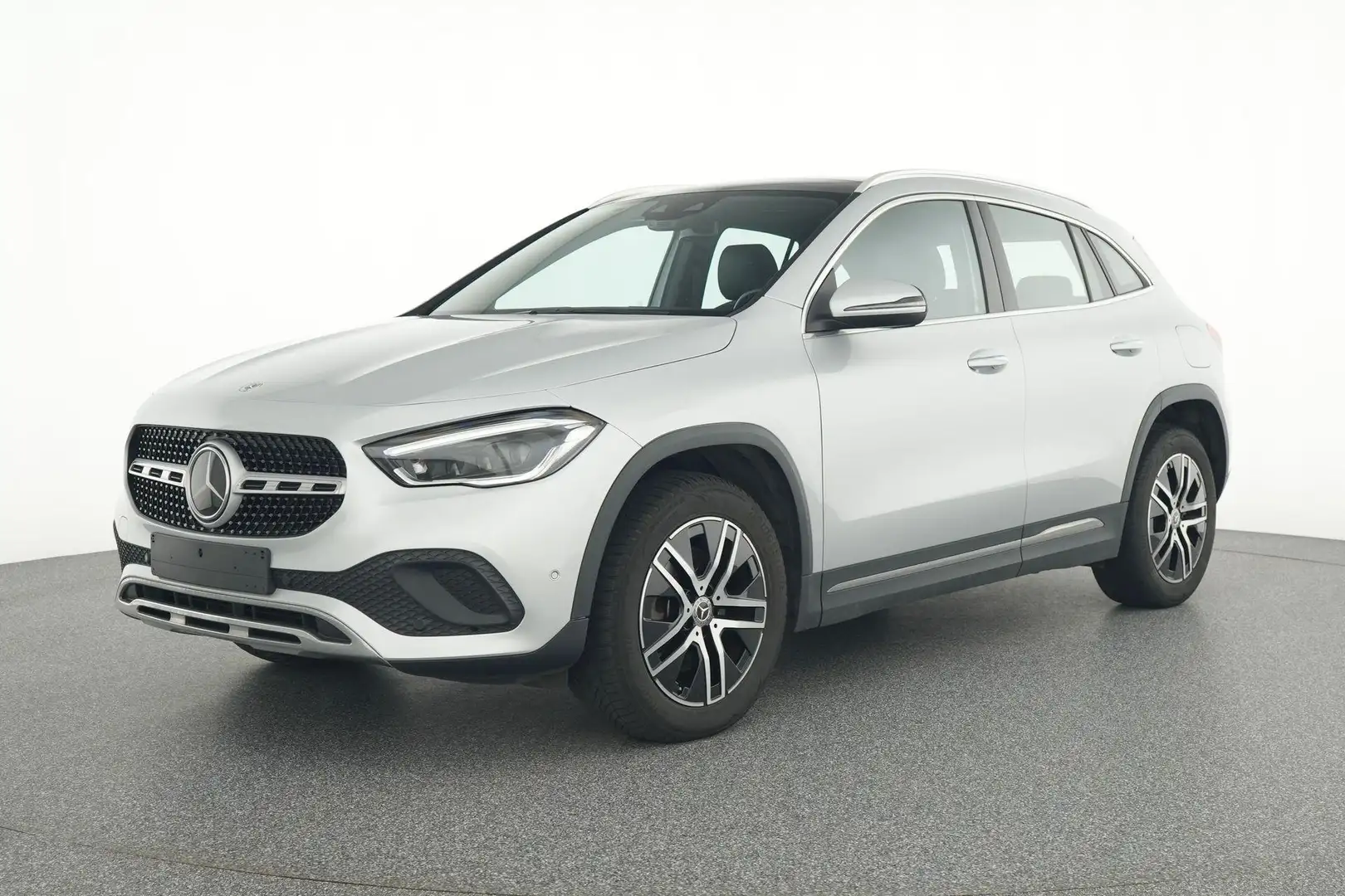 Mercedes-Benz GLA 250 e Luxury Line | Panoramisch Dak | Verwarmde Zetels Silber - 1