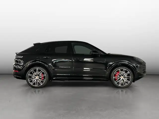 Porsche Cayenne view 6