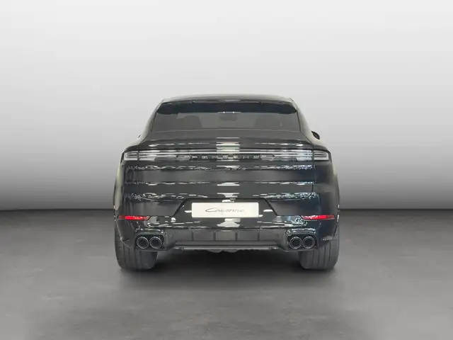 Porsche Cayenne view 4