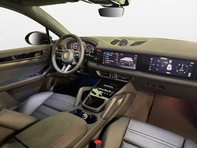 Porsche Cayenne view 10