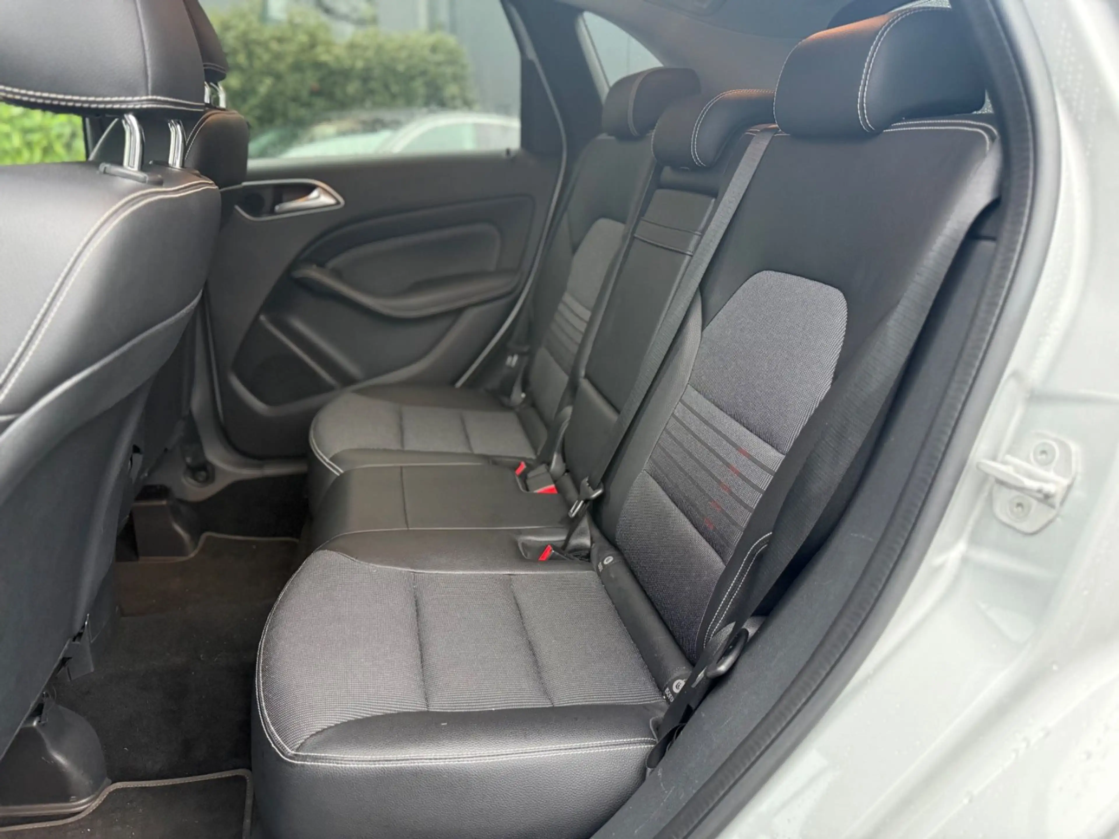 Mercedes-Benz B 220 CDI Memory-Paket LED Totwinkel — photo 12