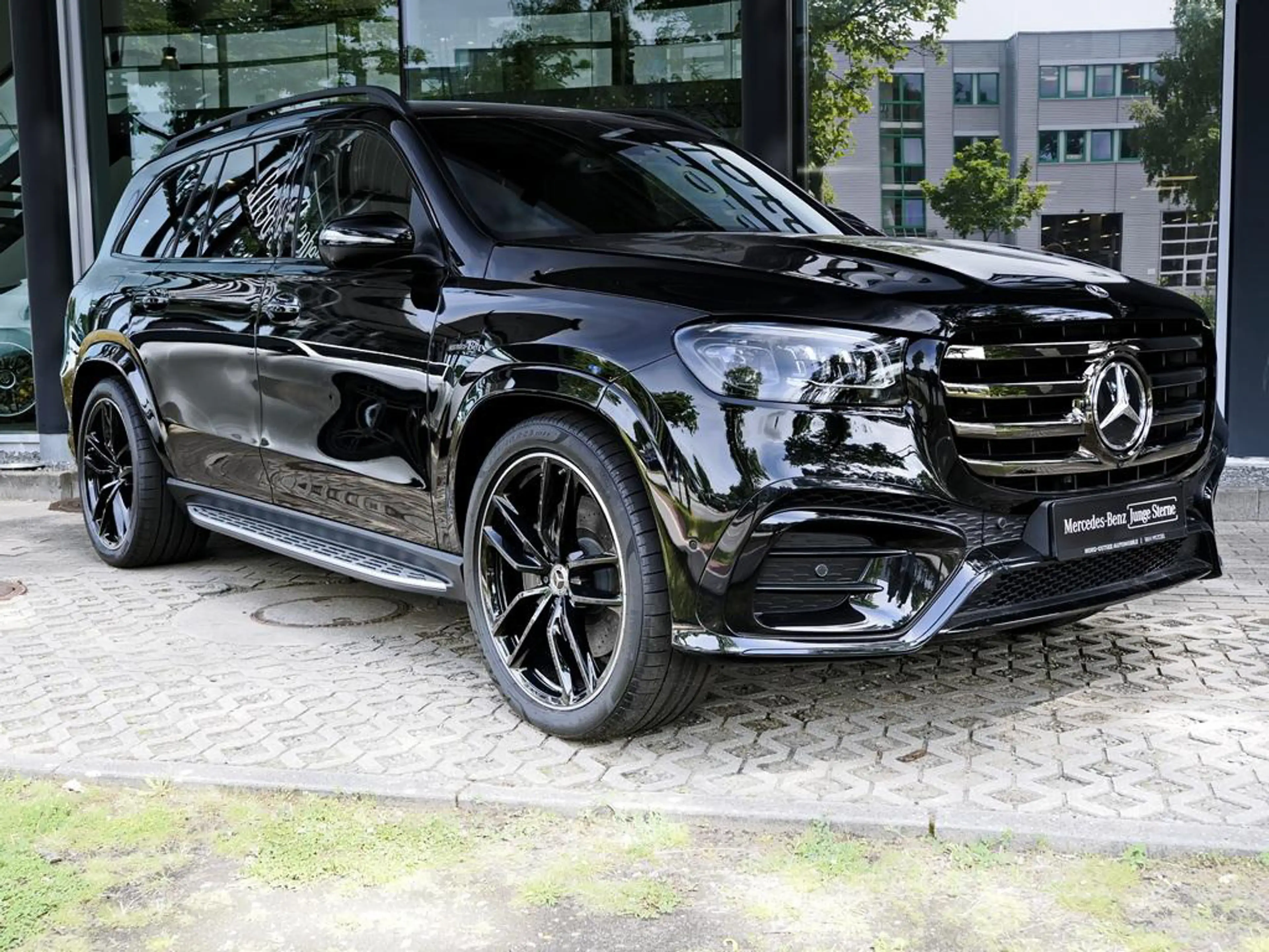 Mercedes-Benz GLS 450 d 4M AMG  7SITZE STANDHZ AHK 360° KAMERA — photo 5