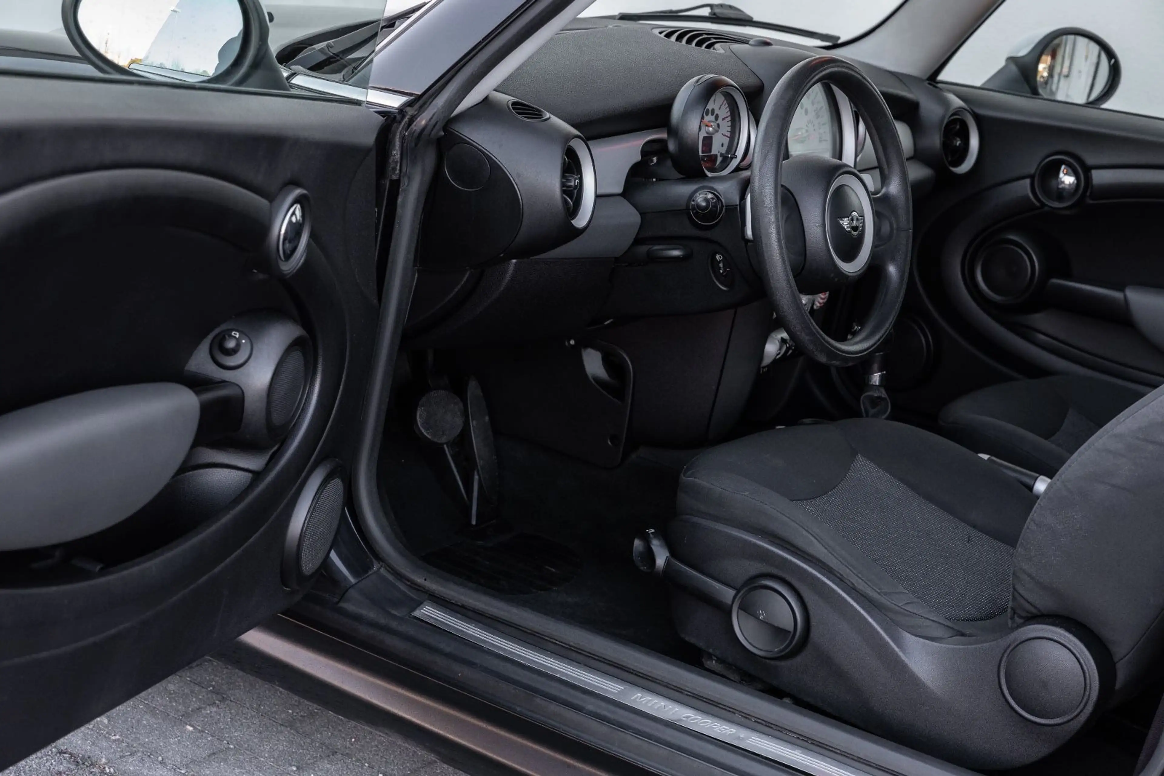 MINI Cooper D COOPER 1,6 D AUTOMATIK ° TÜV NEU ° GARANTIE — photo 8