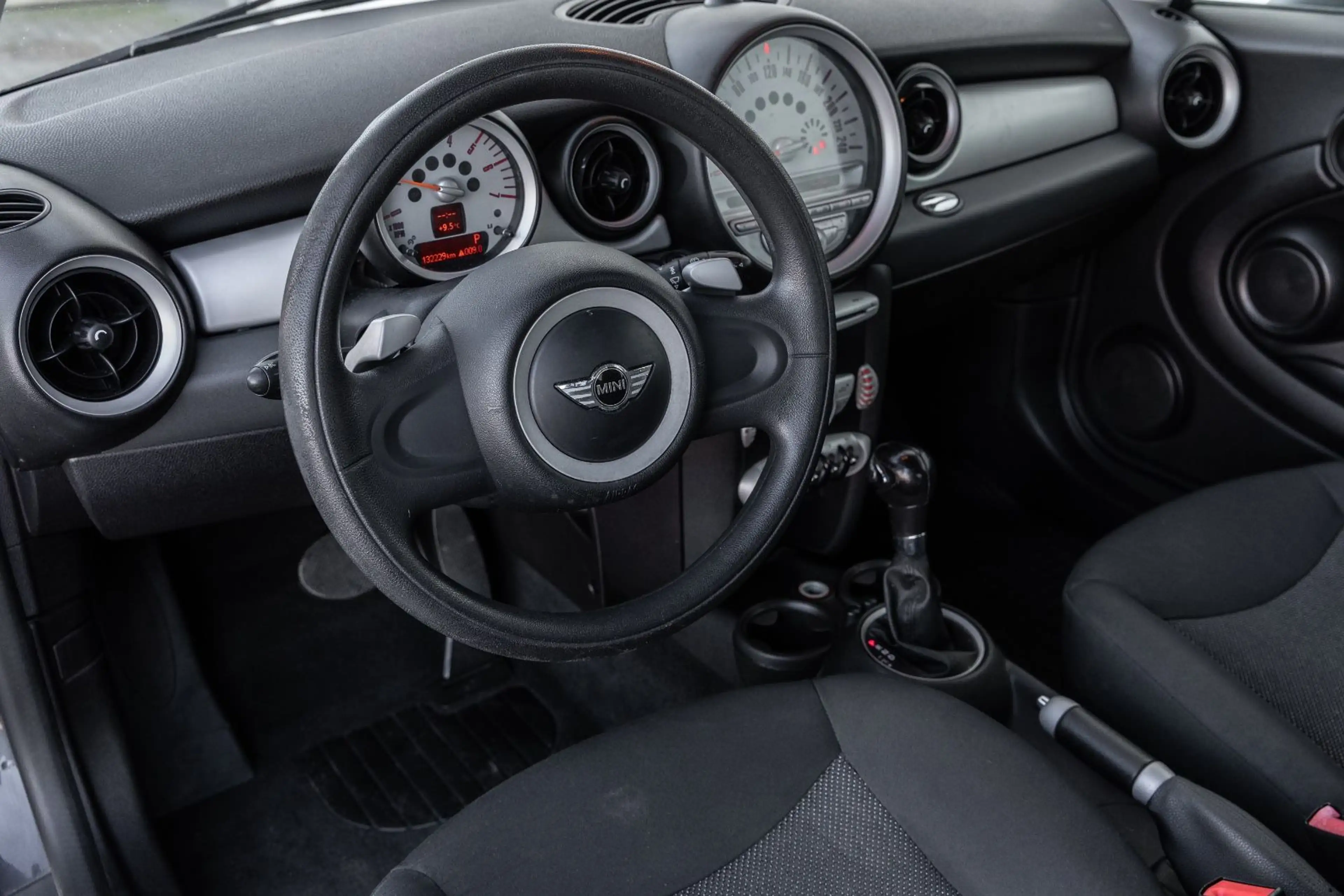 MINI Cooper D COOPER 1,6 D AUTOMATIK ° TÜV NEU ° GARANTIE — photo 10