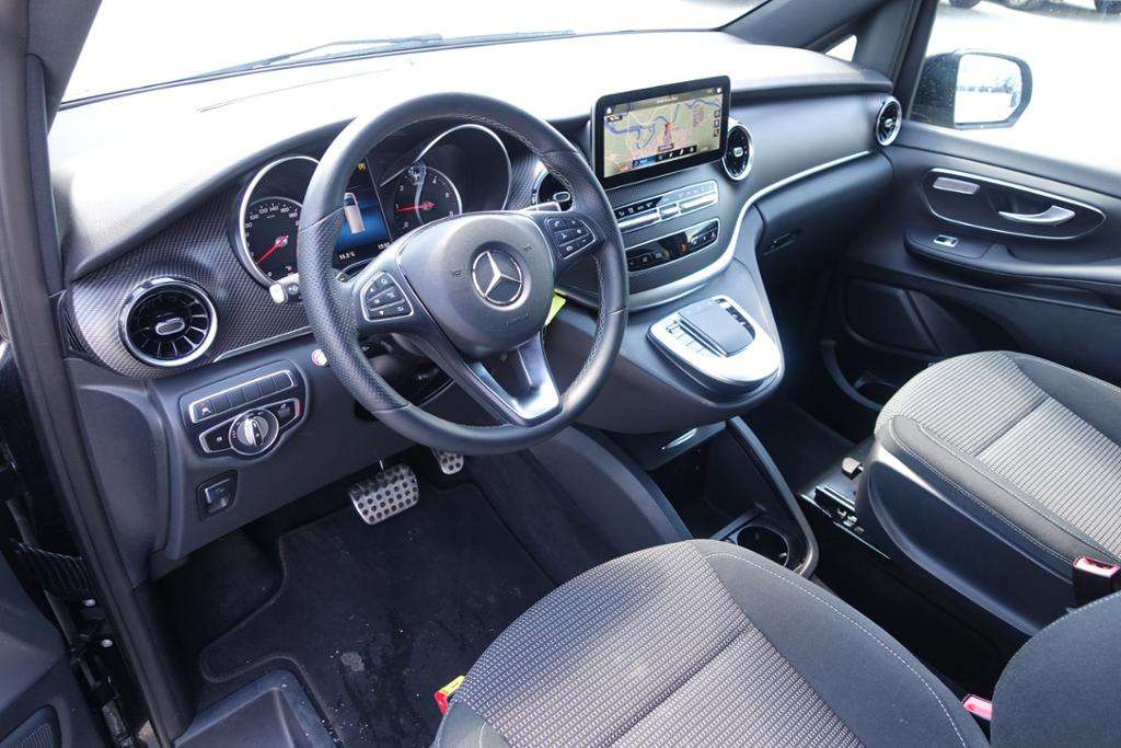 Mercedes-Benz V 250
