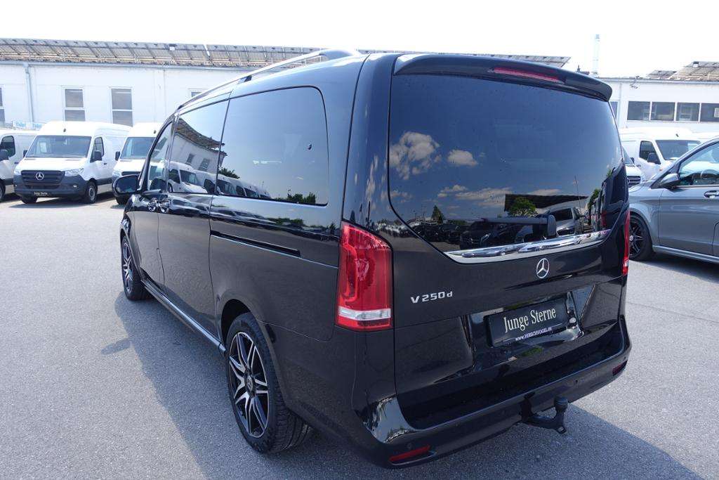Mercedes-Benz V 250