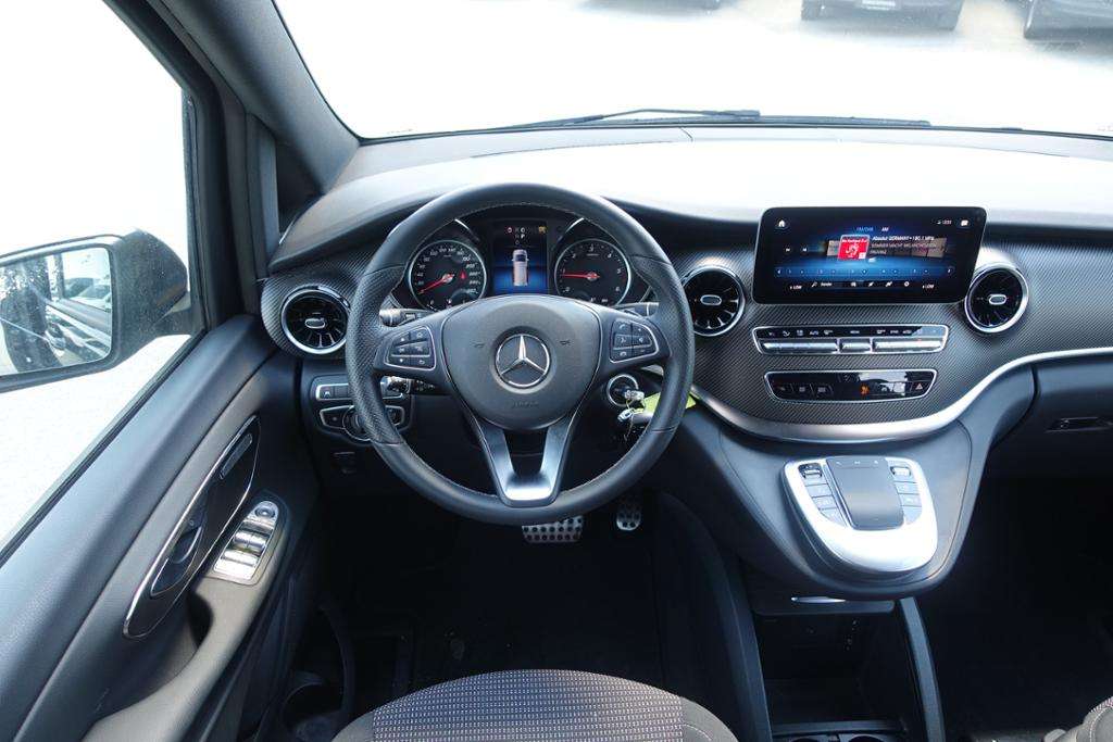 Mercedes-Benz V 250