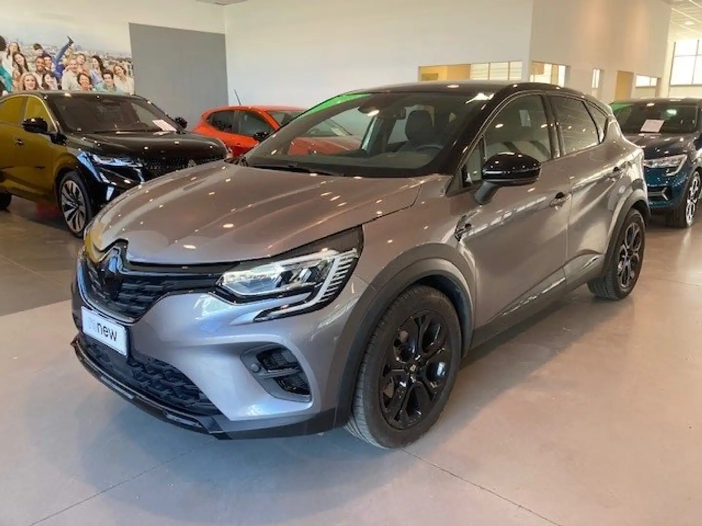 Renault Captur 1.6 E-Tech full hybrid Rive Gauche 145cv automatic Gris - 2