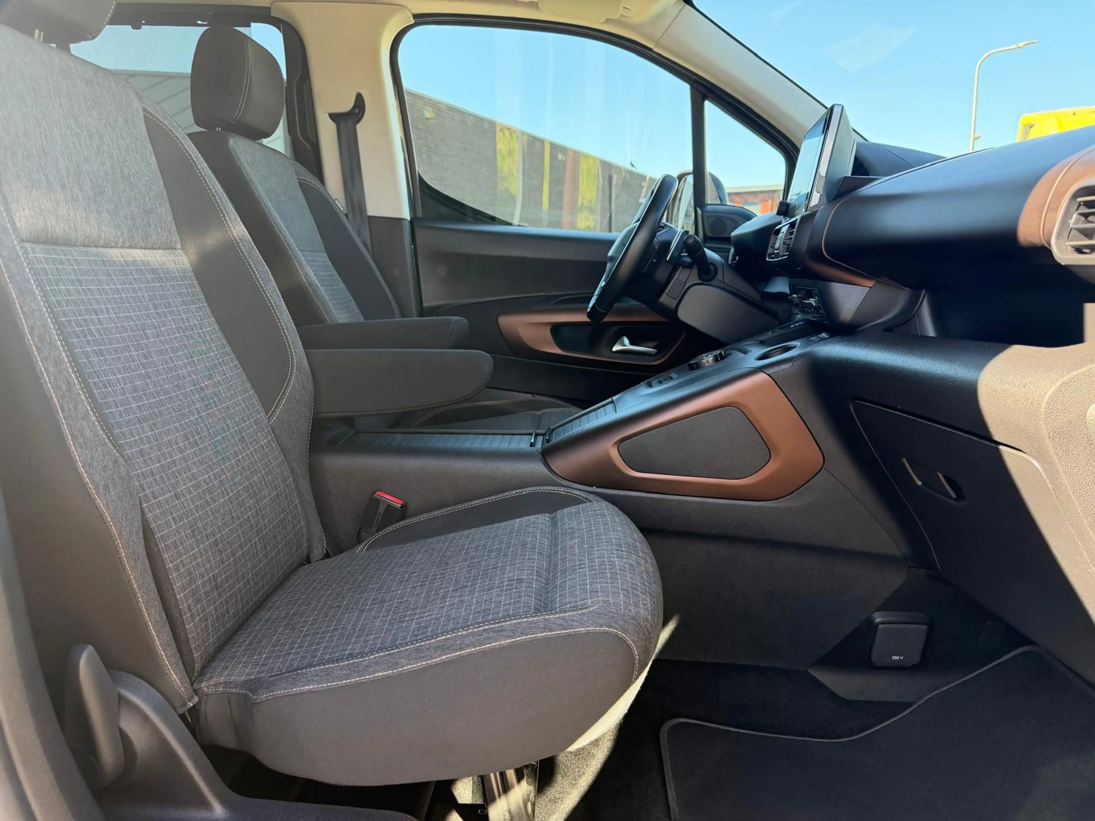 Peugeot Rifter 1.2 Puretech GT-Line | Automaat | — photo 14