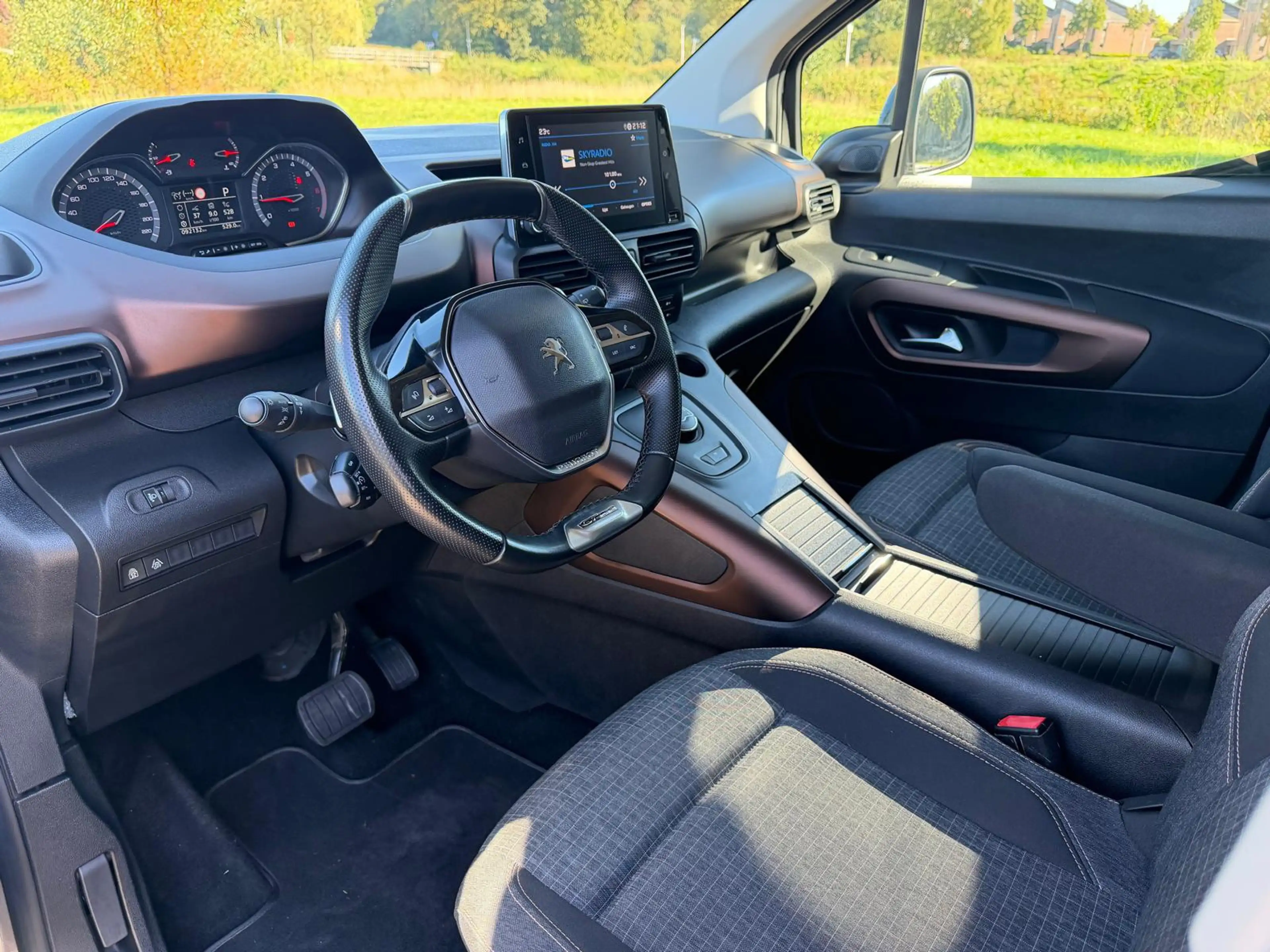Peugeot Rifter 1.2 Puretech GT-Line | Automaat | — photo 2