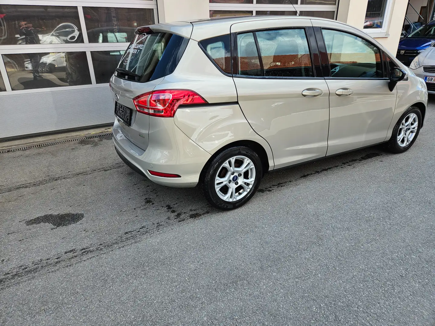 Ford B-Max Sync Edition Beige - 2