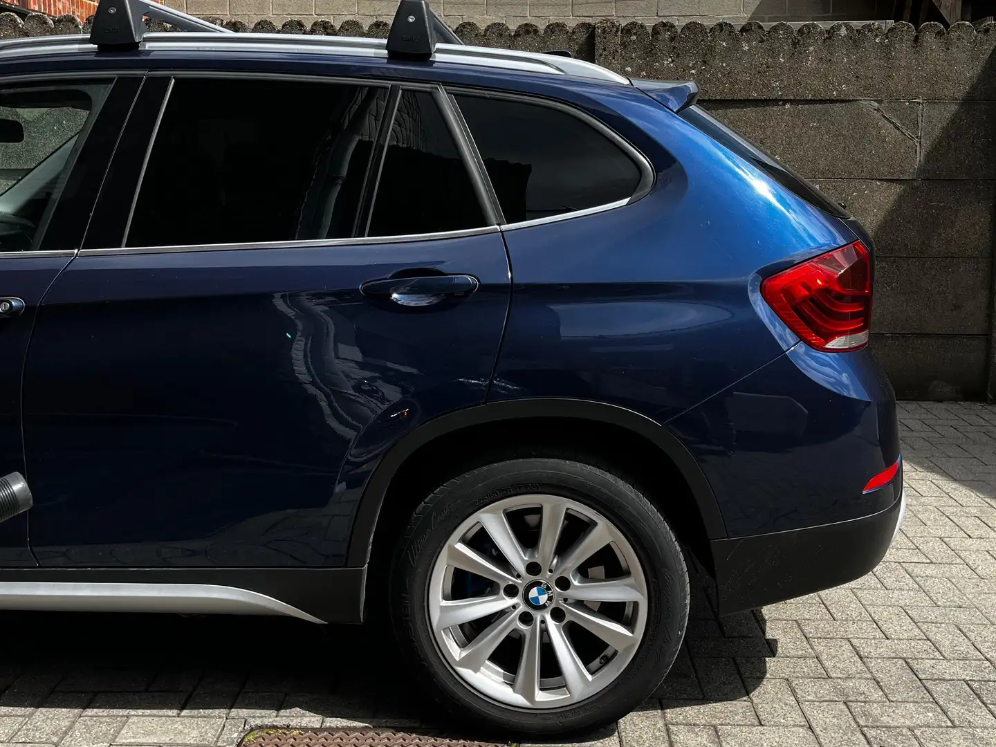 BMW X1 X1 2.0 dA xDrive18 Niebieski - 2