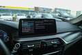 BMW 545 5-serie 545e xDrive M-SPORT PANO HEAD UP CAMERA SF Grijs - thumbnail 37
